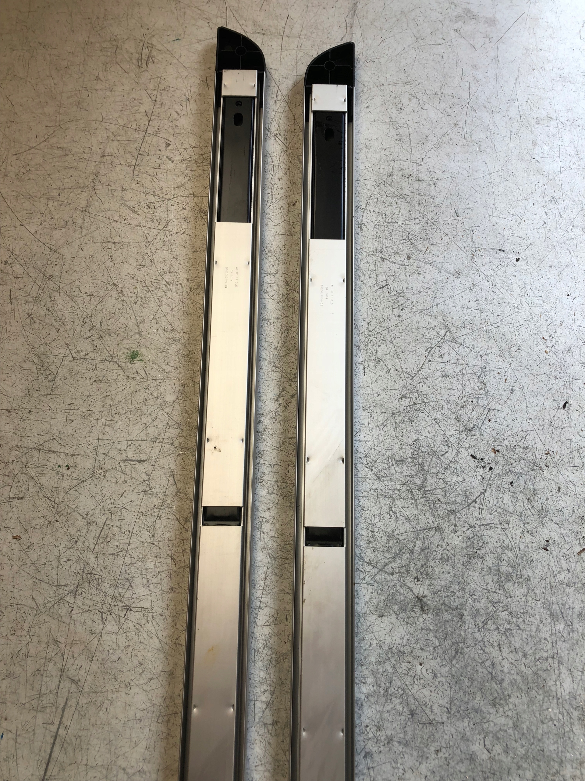 AUDI A6 C7 AVANT mouldings rail boot