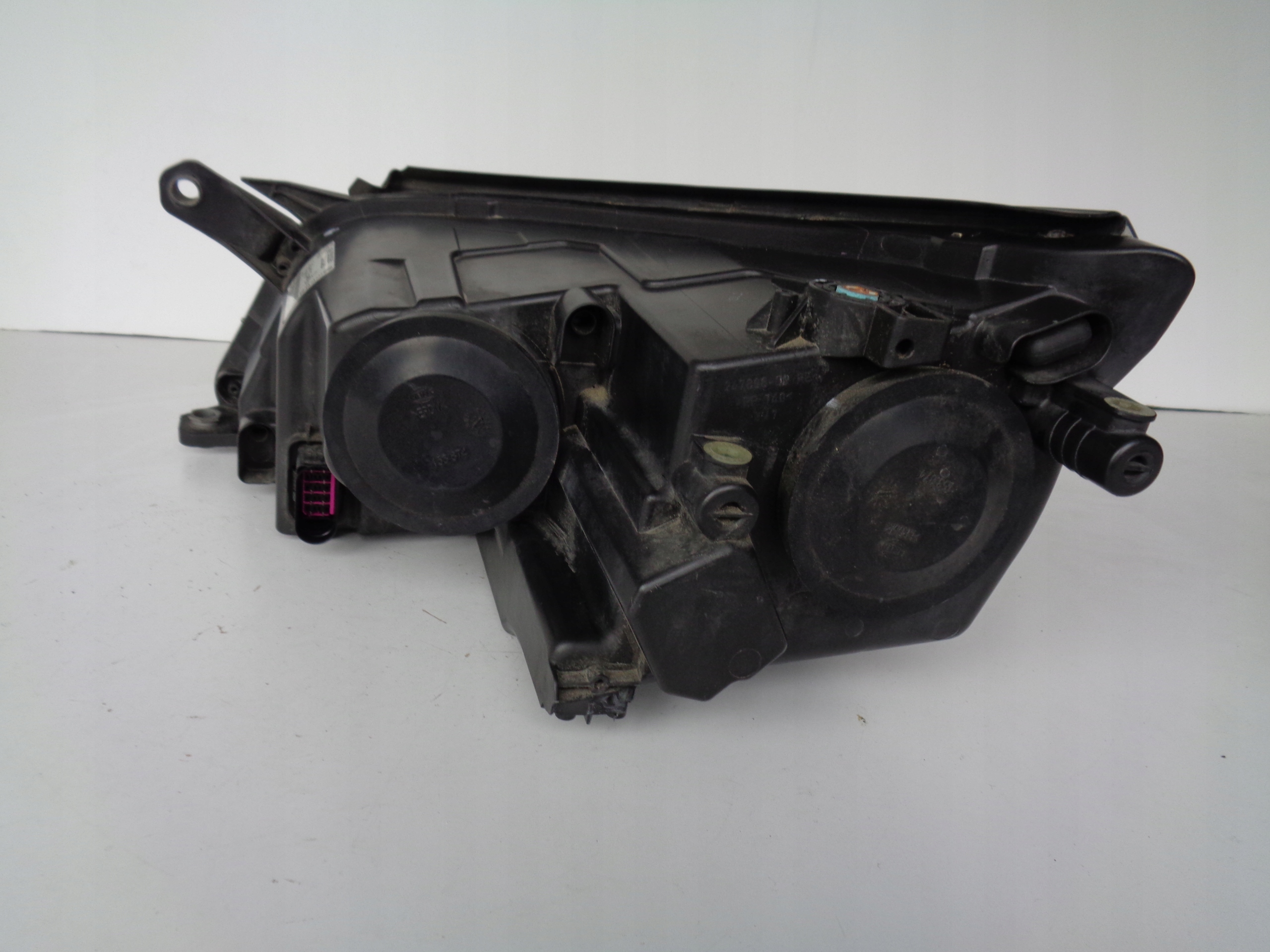 light right REFLEKTOR VW TIGUAN 5N 5N0 07-11