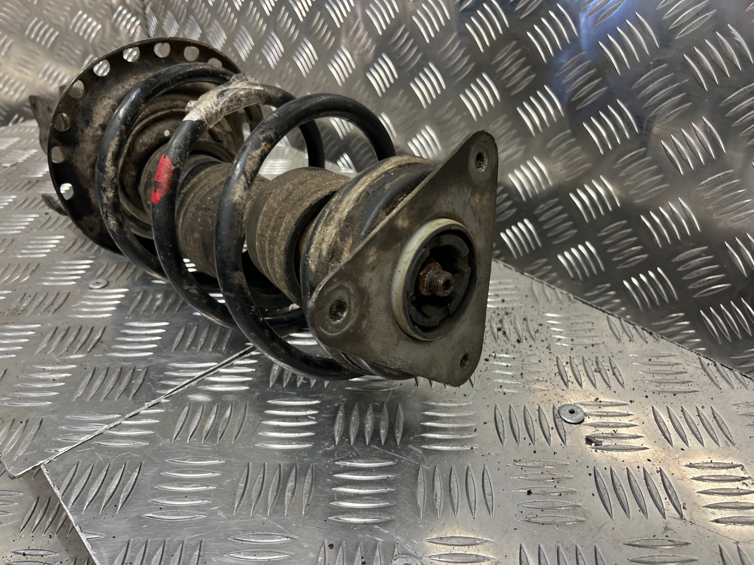 MCPERSON right front front RENAULT CLIO 3