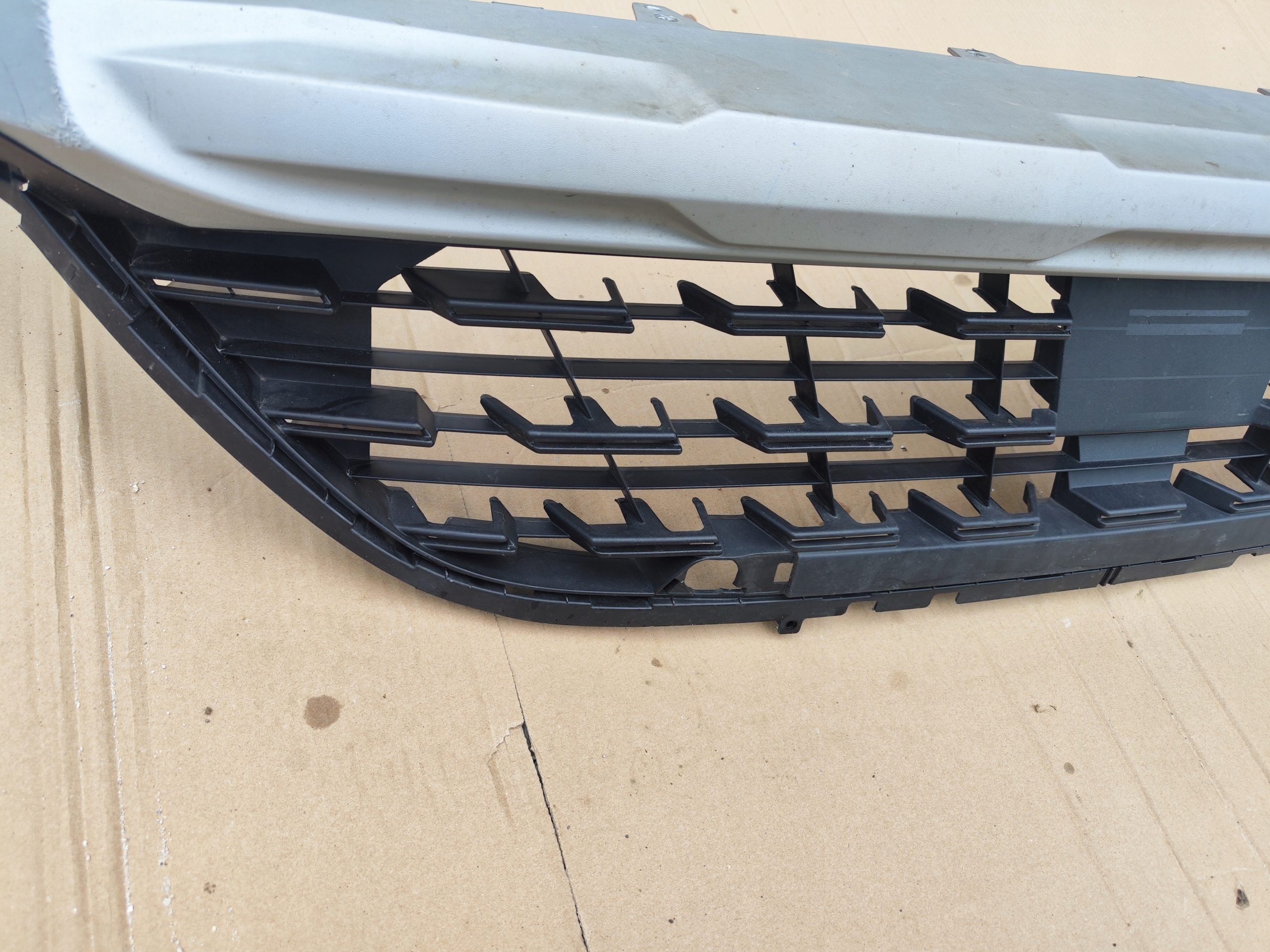 bumper front front MITSUBISHI ASX VSX 2023- RENAULT CAPTUR 2 II 2020