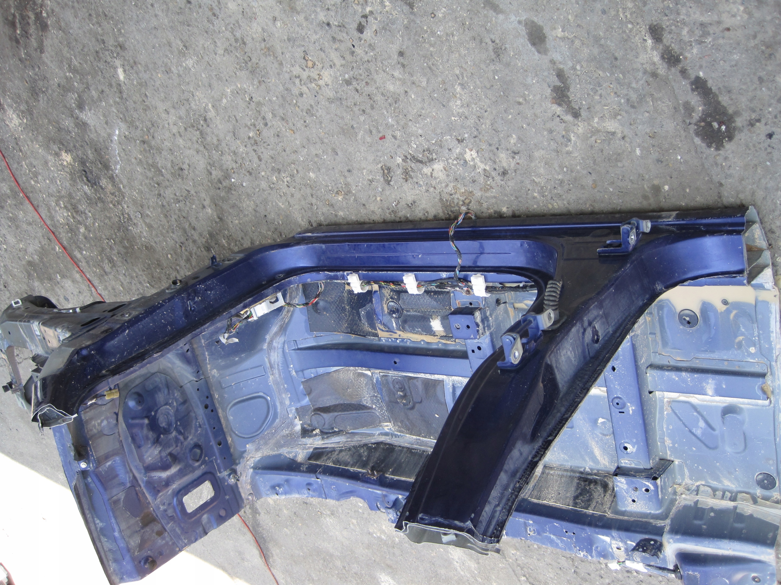 quarter NISSAN QASHQAI J11 right