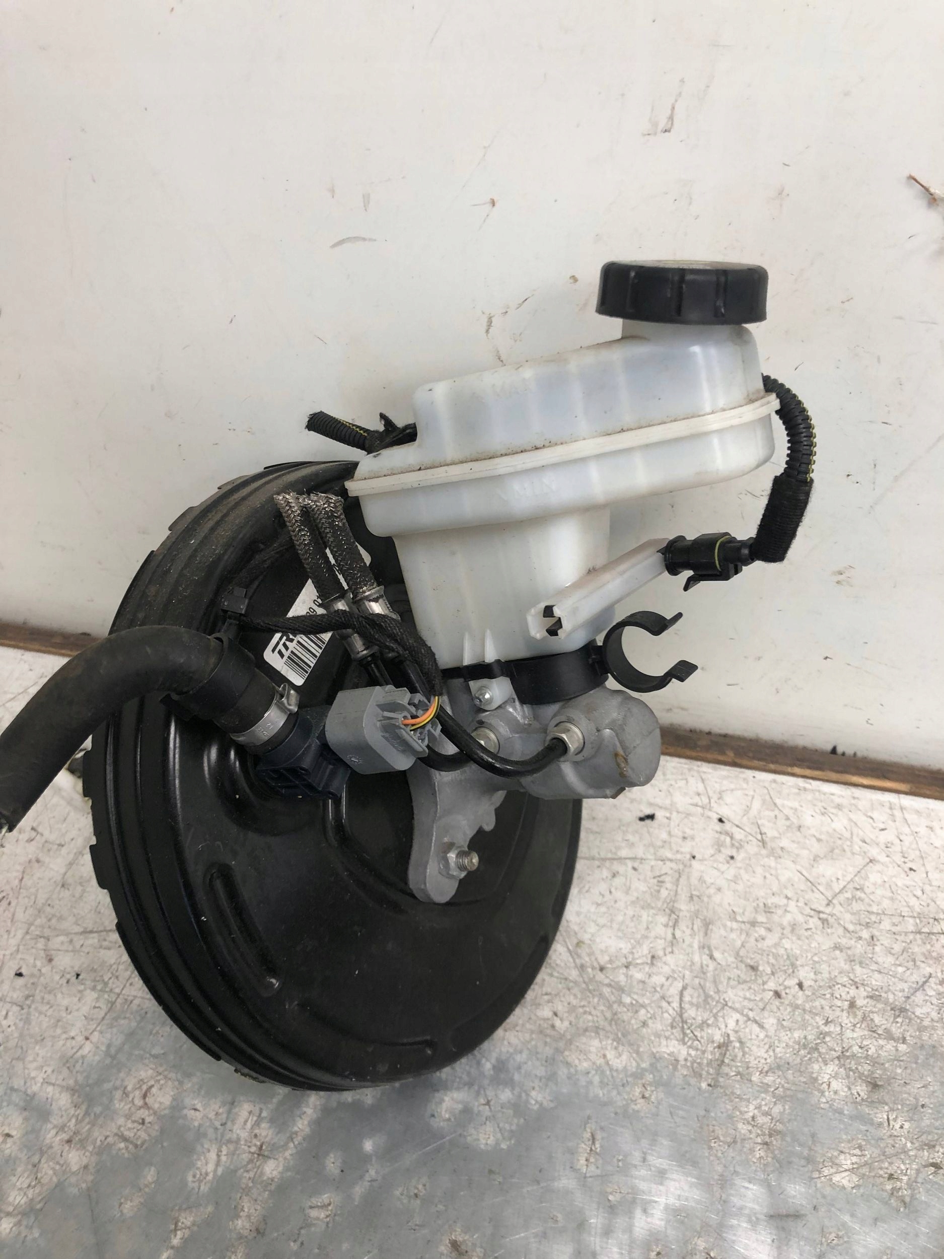 Servo Bremse OPEL MERIVA B LIFT 39015953