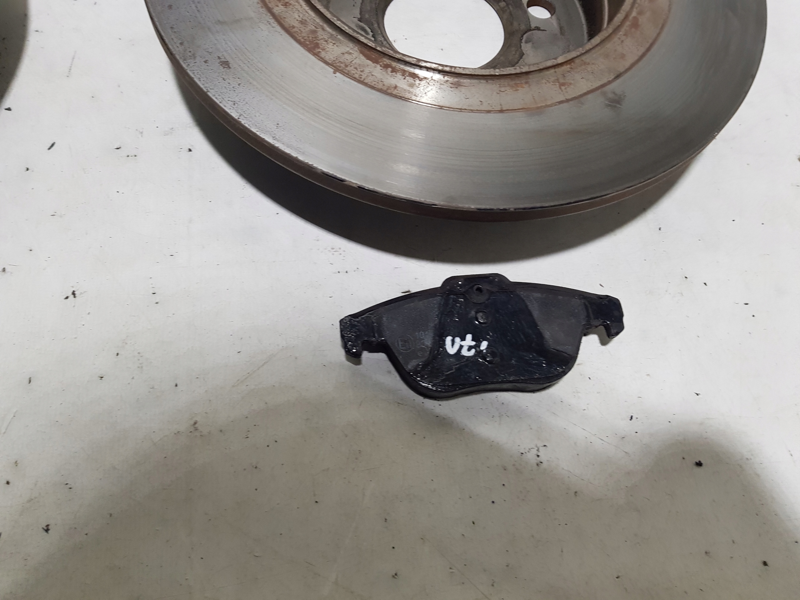 discs plates rear part rear. MERCEDES W207 W204 right left KOMPLET