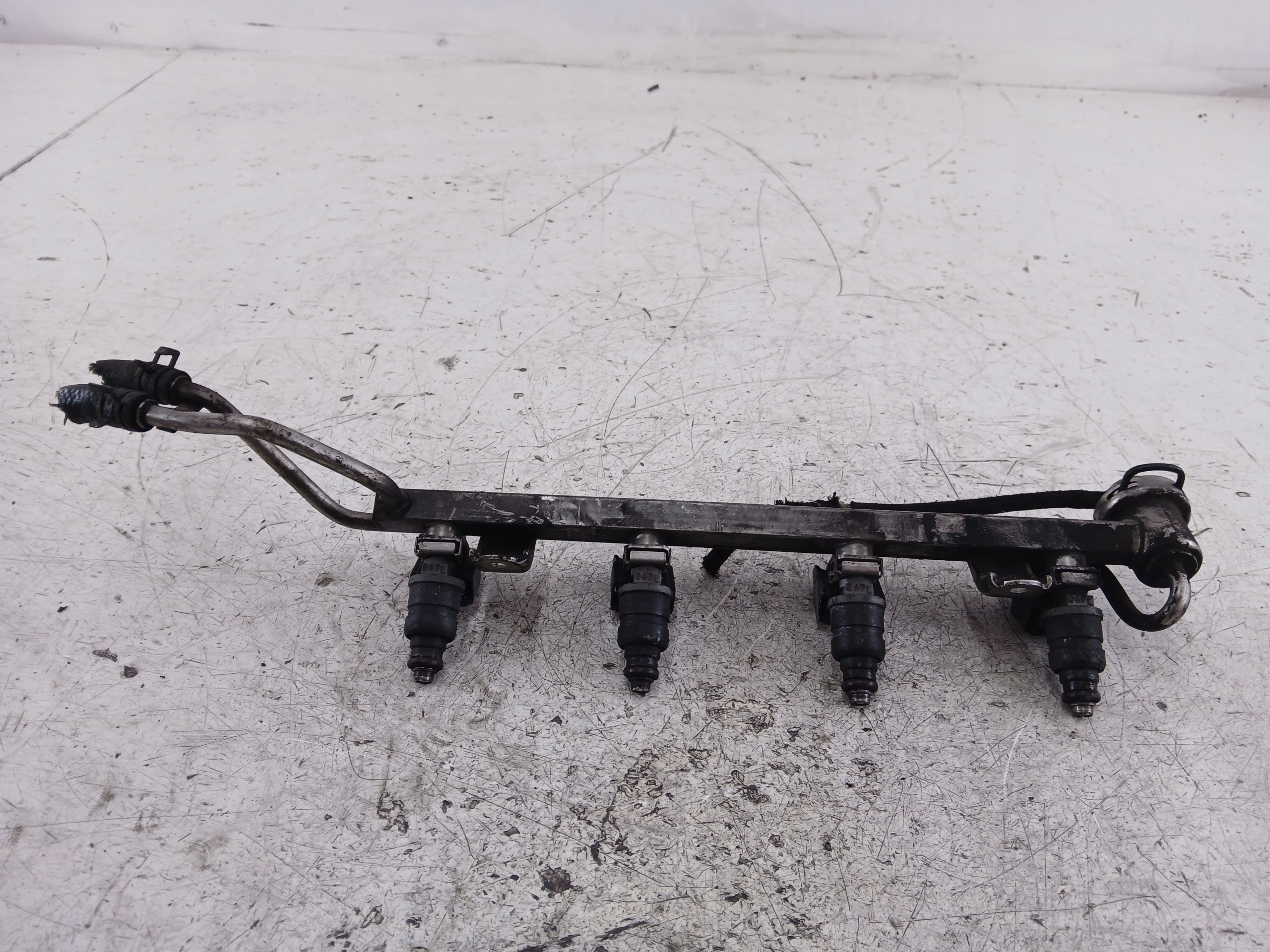 VW GOLF IV AUDI A3 8L 1.8 Rampe injection 06A906031A