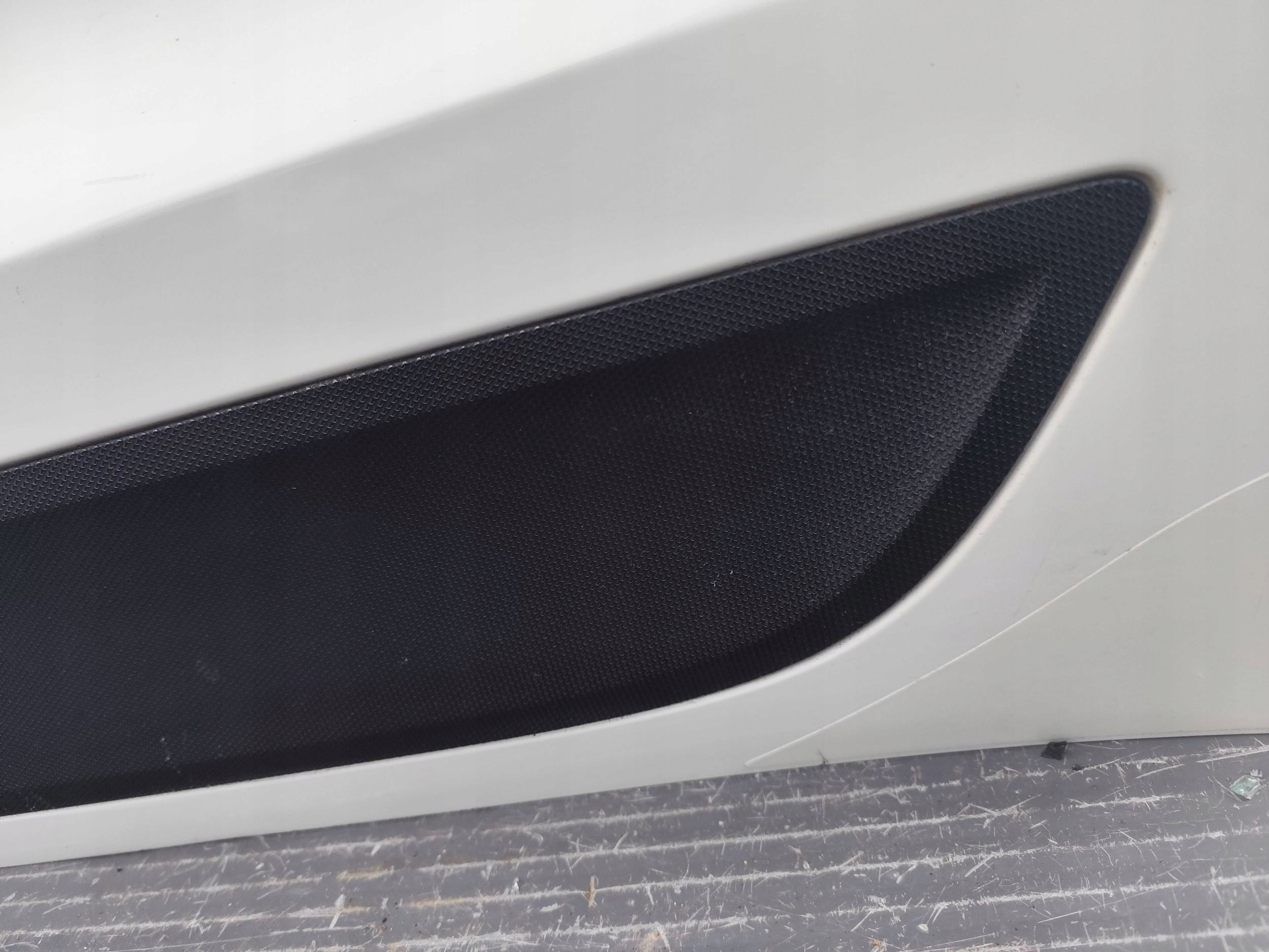 PORSCHE MACAN 95B LIFT door rear part left complete DEMONTAZ