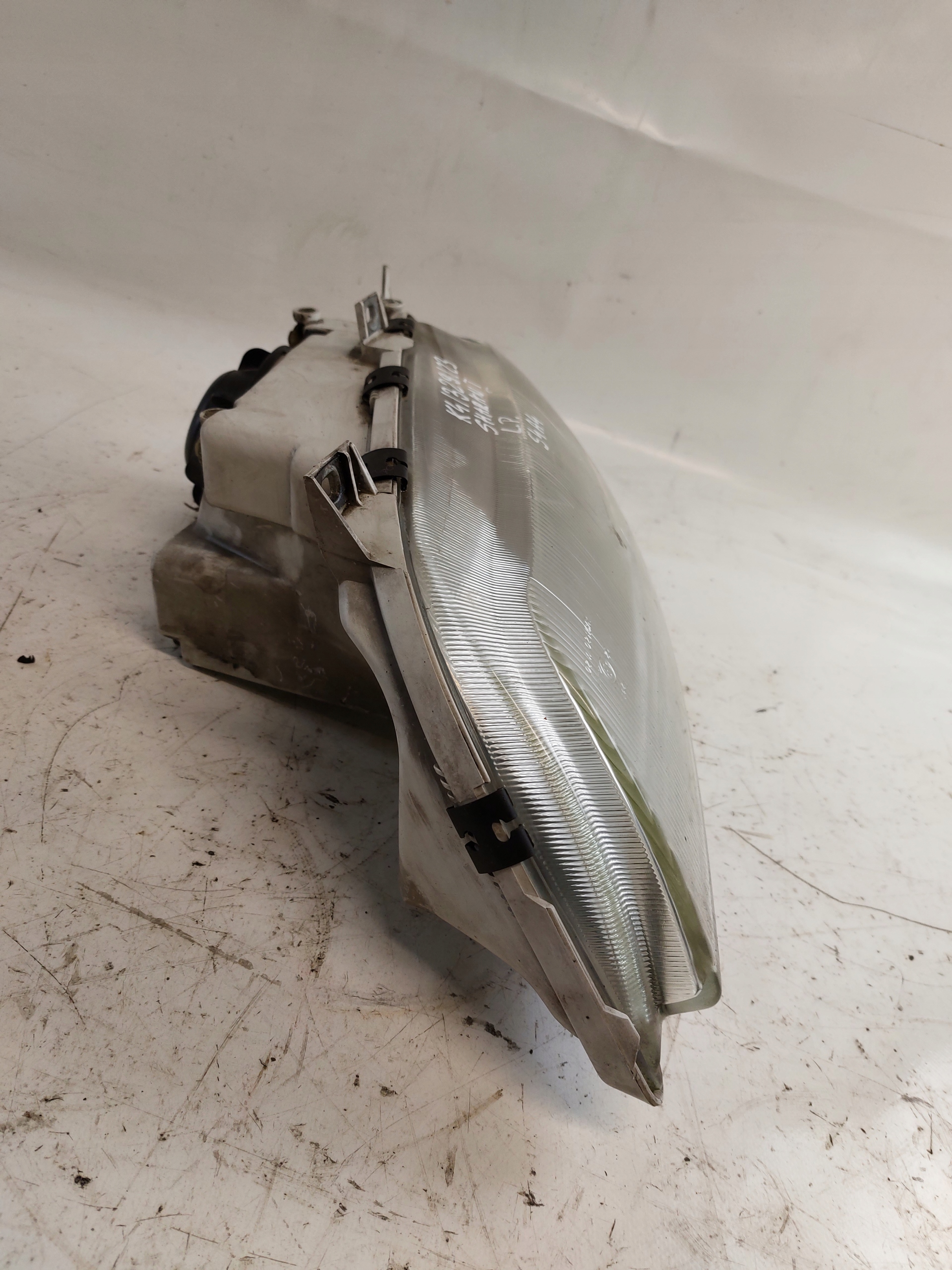 light left front VW SHARAN and