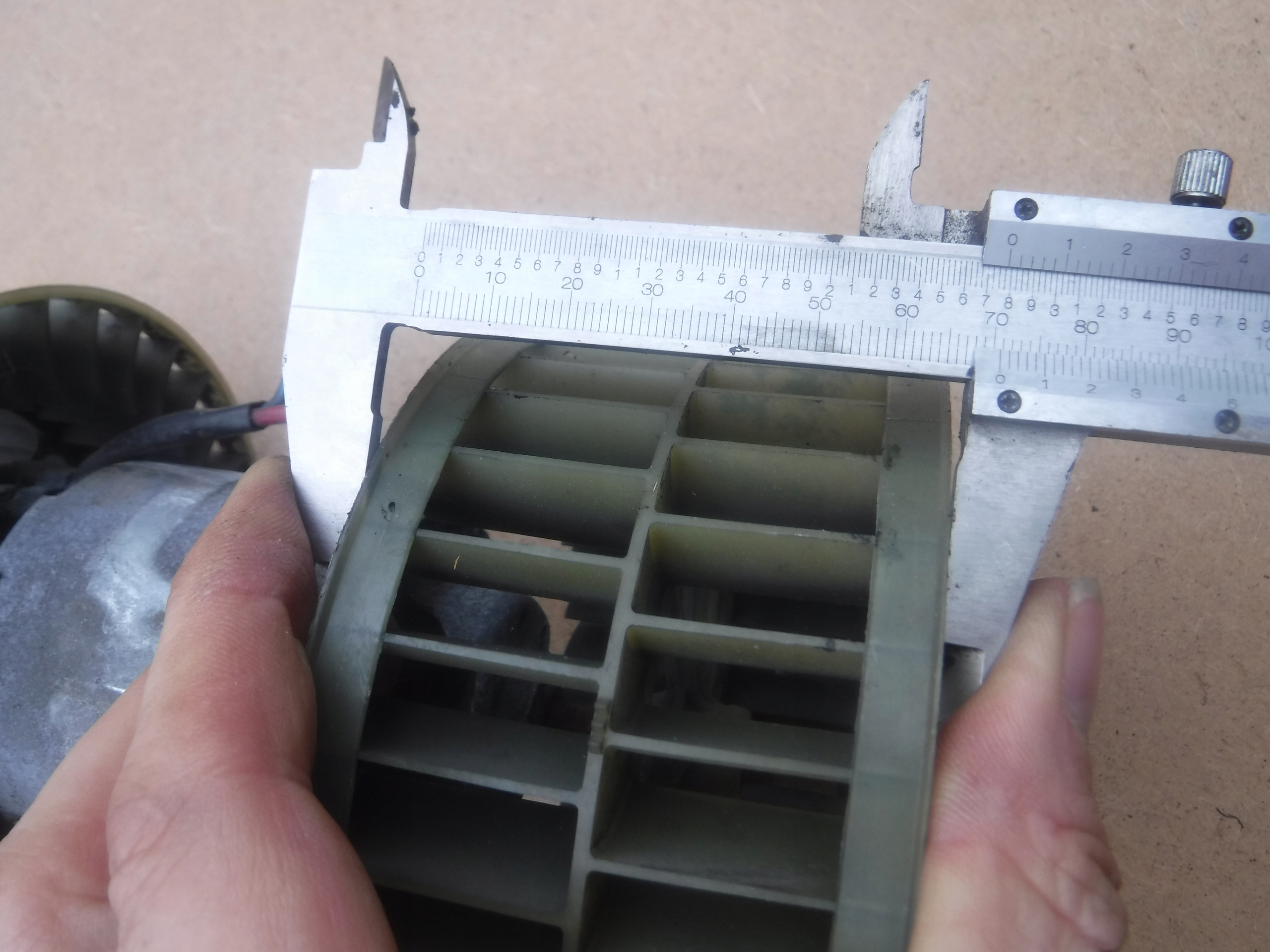 ventilátor topení mercedes W124 klimatyzacja