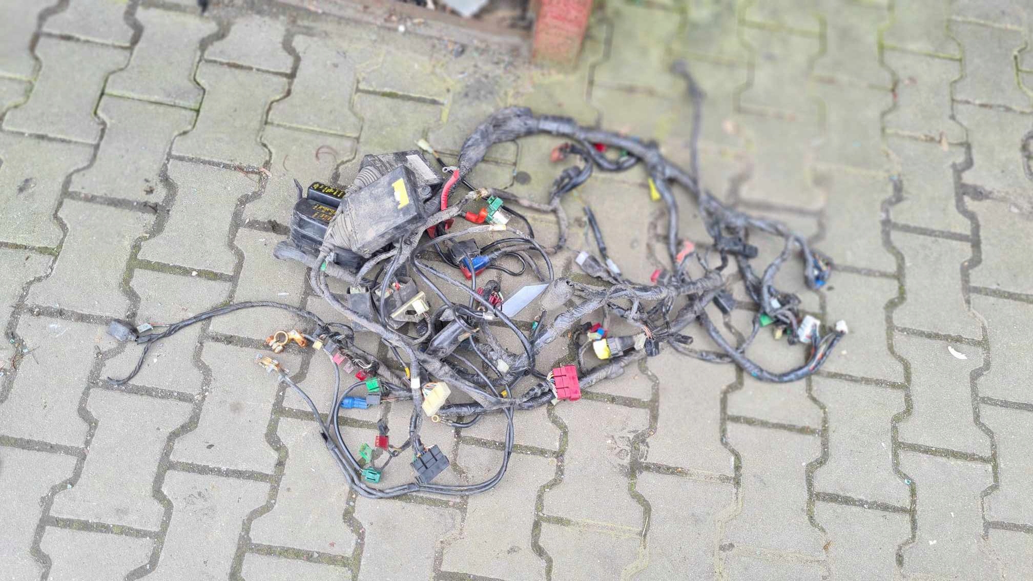 HONDA GL 1500 GOLDWING 82-01 INSTALACJA WIĄZKA GŁÓWNA