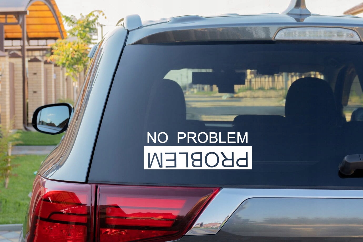 NO PROBLEM - Naklejka na samochód na auto ODBLASKOWA Długość 15 cm