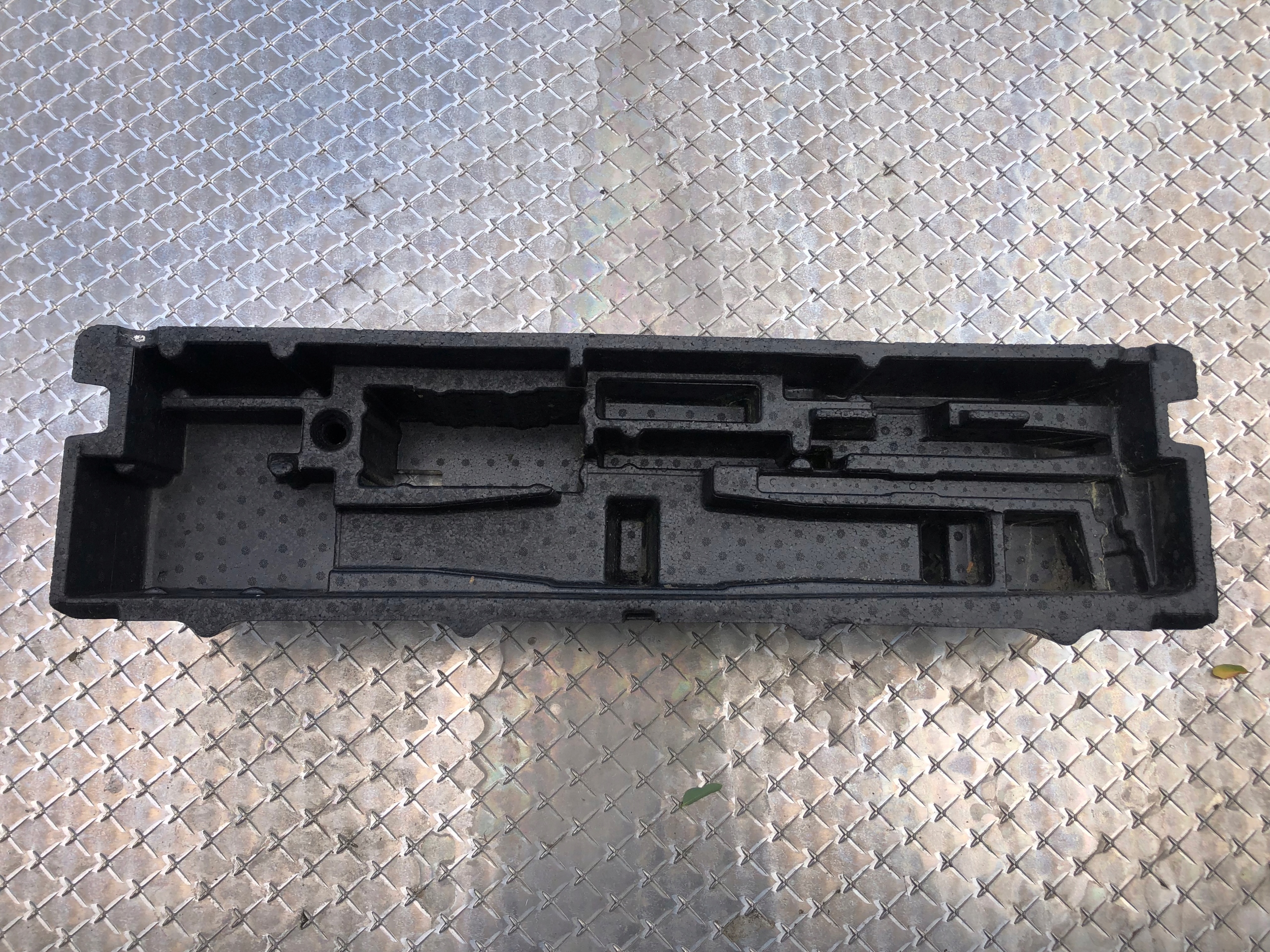 polystirene boot floor well MERCEDES W166