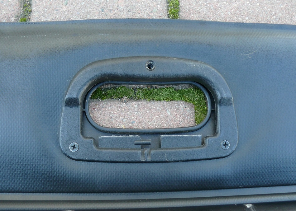 ролета воздухозаборник жалюзи багажника черный ALFA ROMEO 156