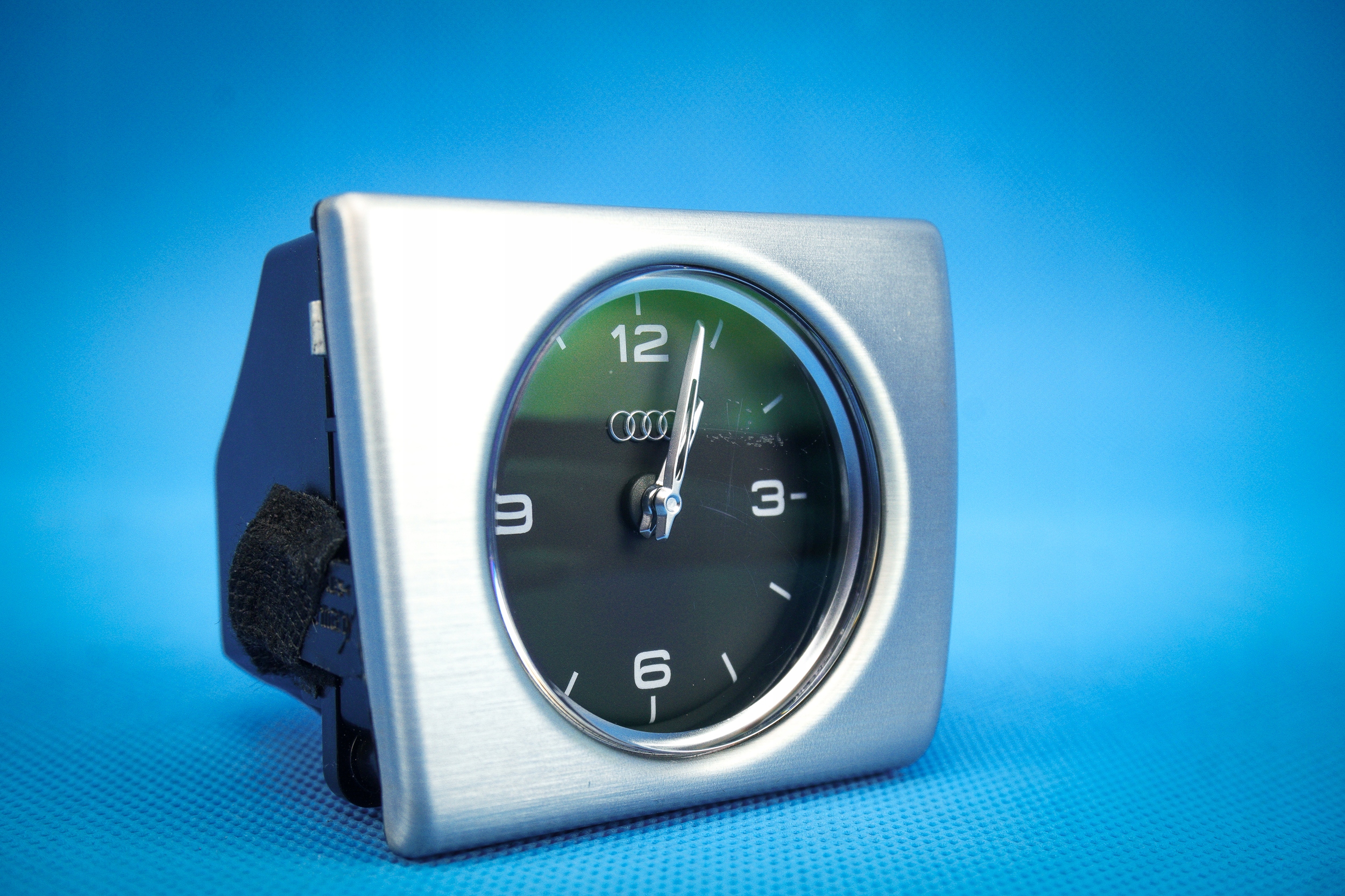 Aee8e25940eb8928fa01808cebd8