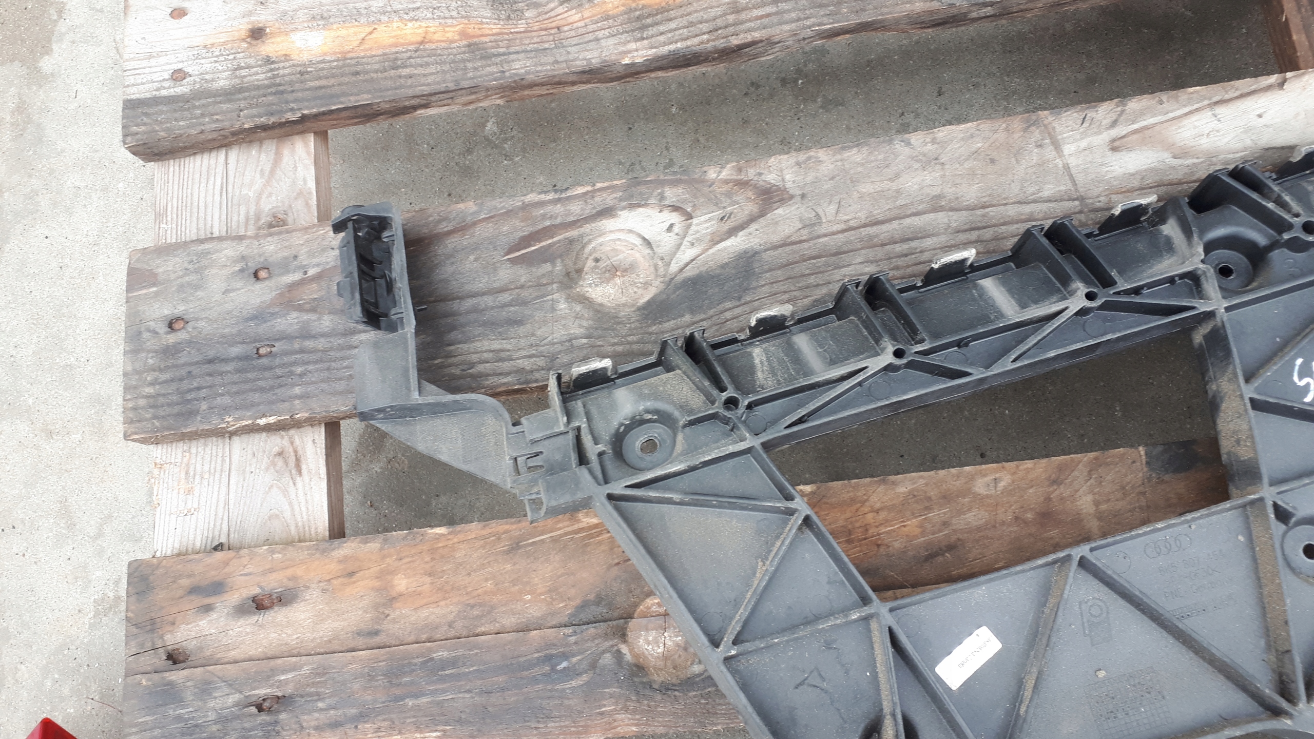 S4 B8 A4 bumper bracket right left rear part rear sedan