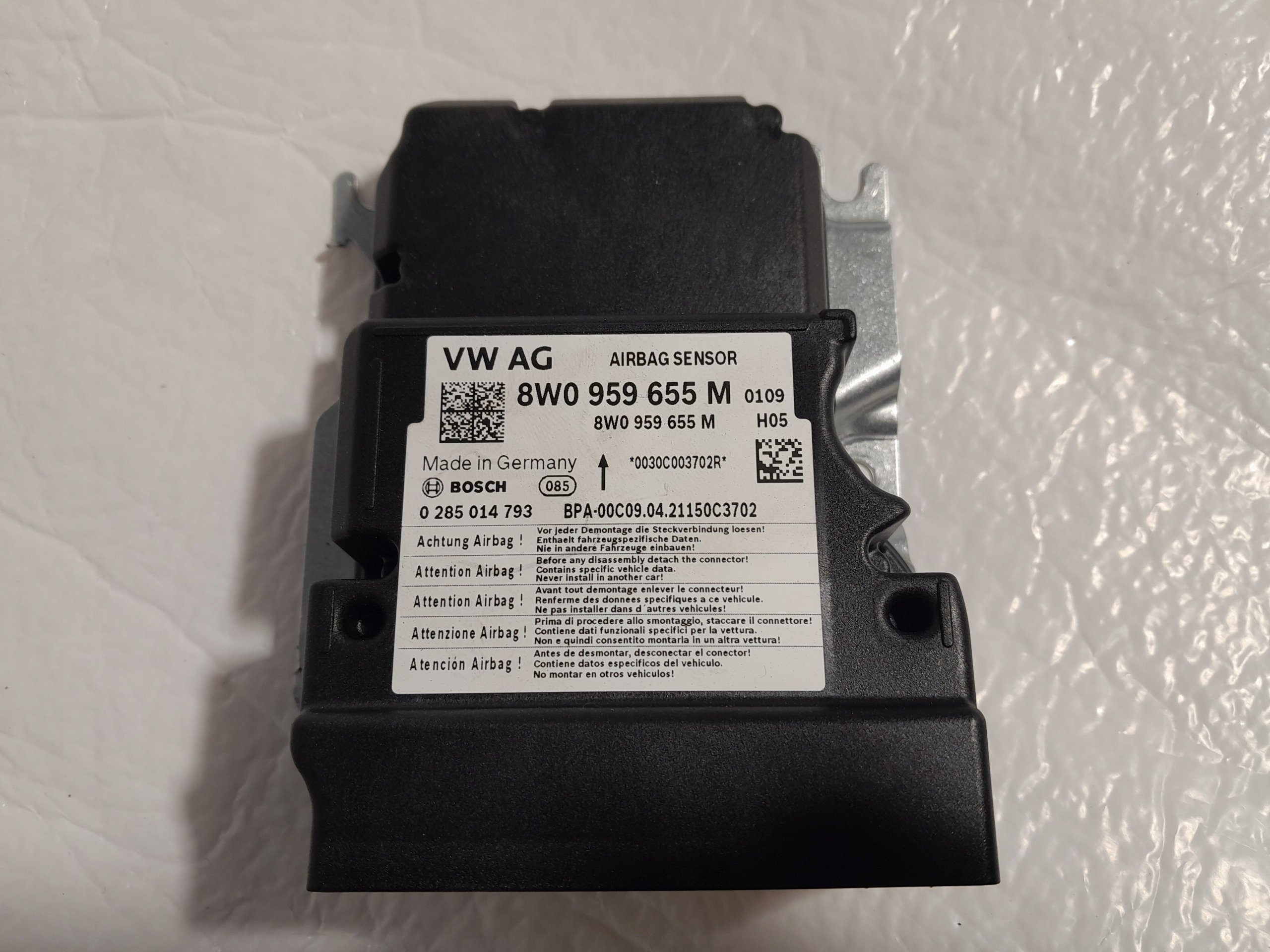 AUDI A4 B9 LIFT MODUŁ STEROWNIK SENSOR PODUSZEK AIRBAG 8W0959655M Producent części Audi OE