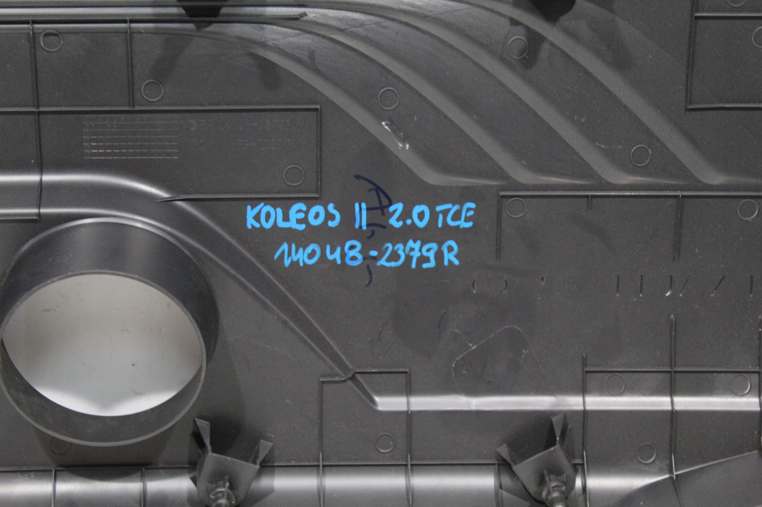 cover for engine KOLEOS II 2 LIFT 14048-2379R