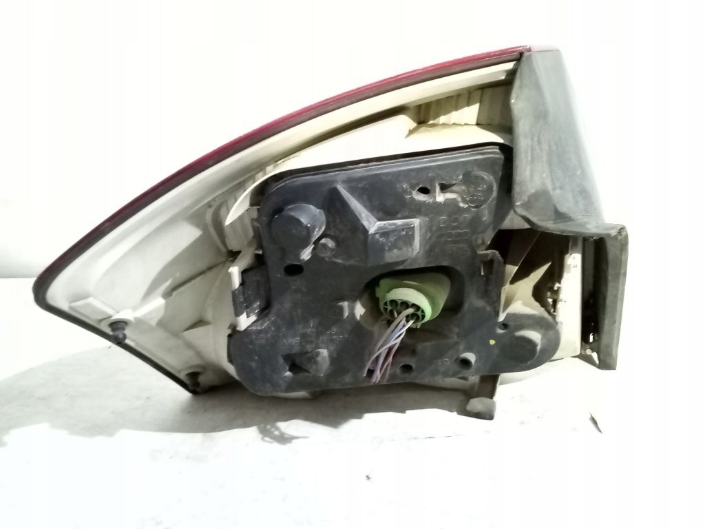 Audi A4 B6 sedan light right rear part rear