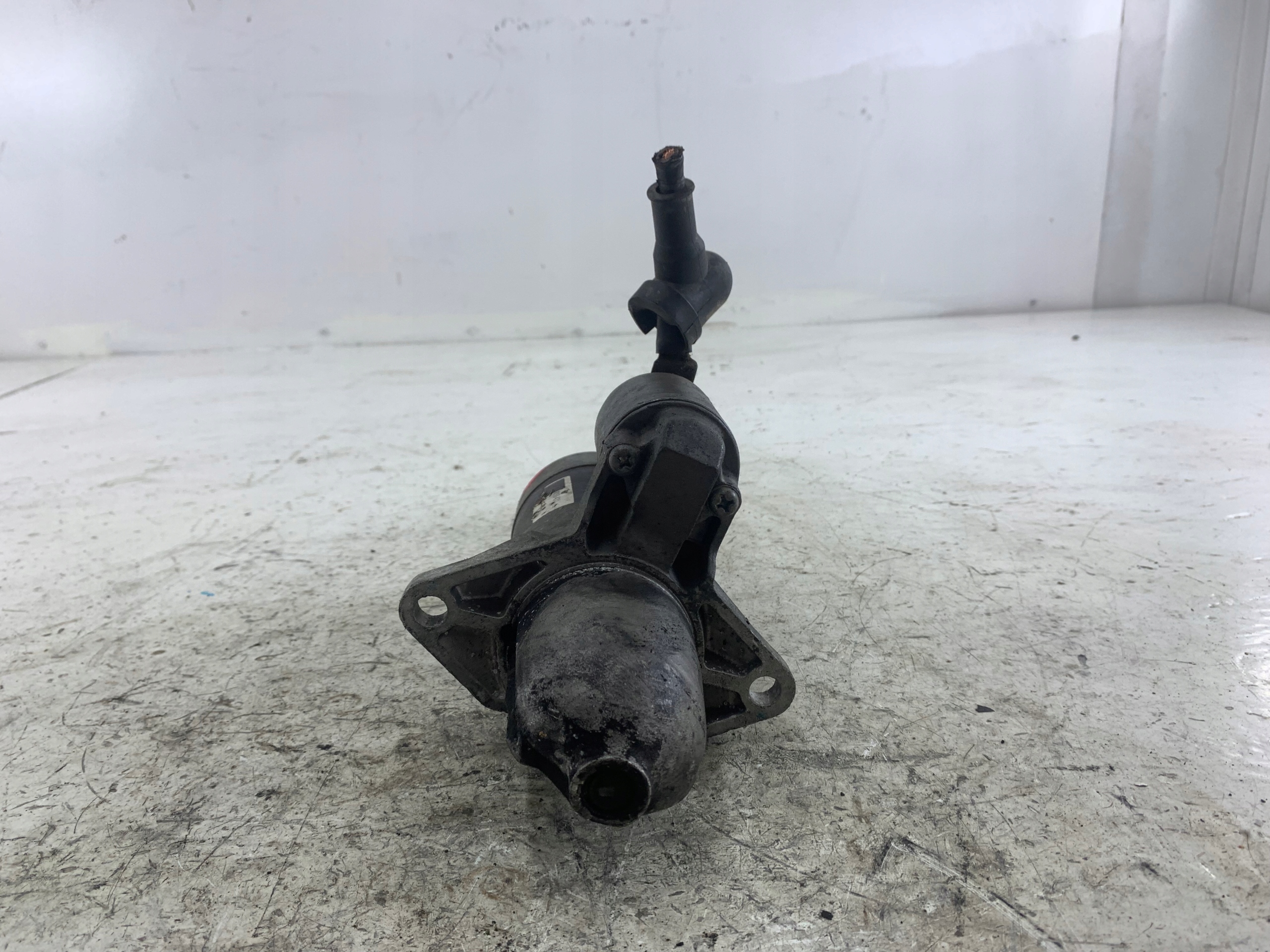 SUBARU LEGACY II 2.0 starter M1T77181