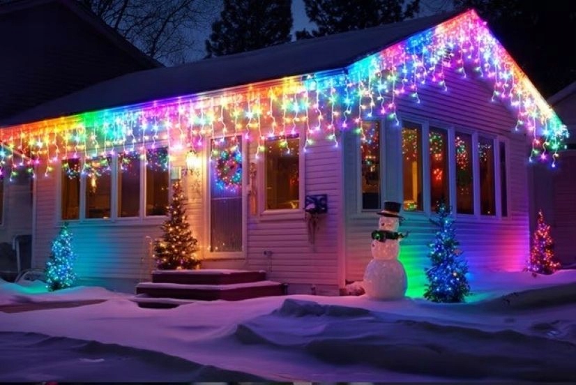 Venkovní osvětlení rampouchy 300 Led barevné, světelný závěs