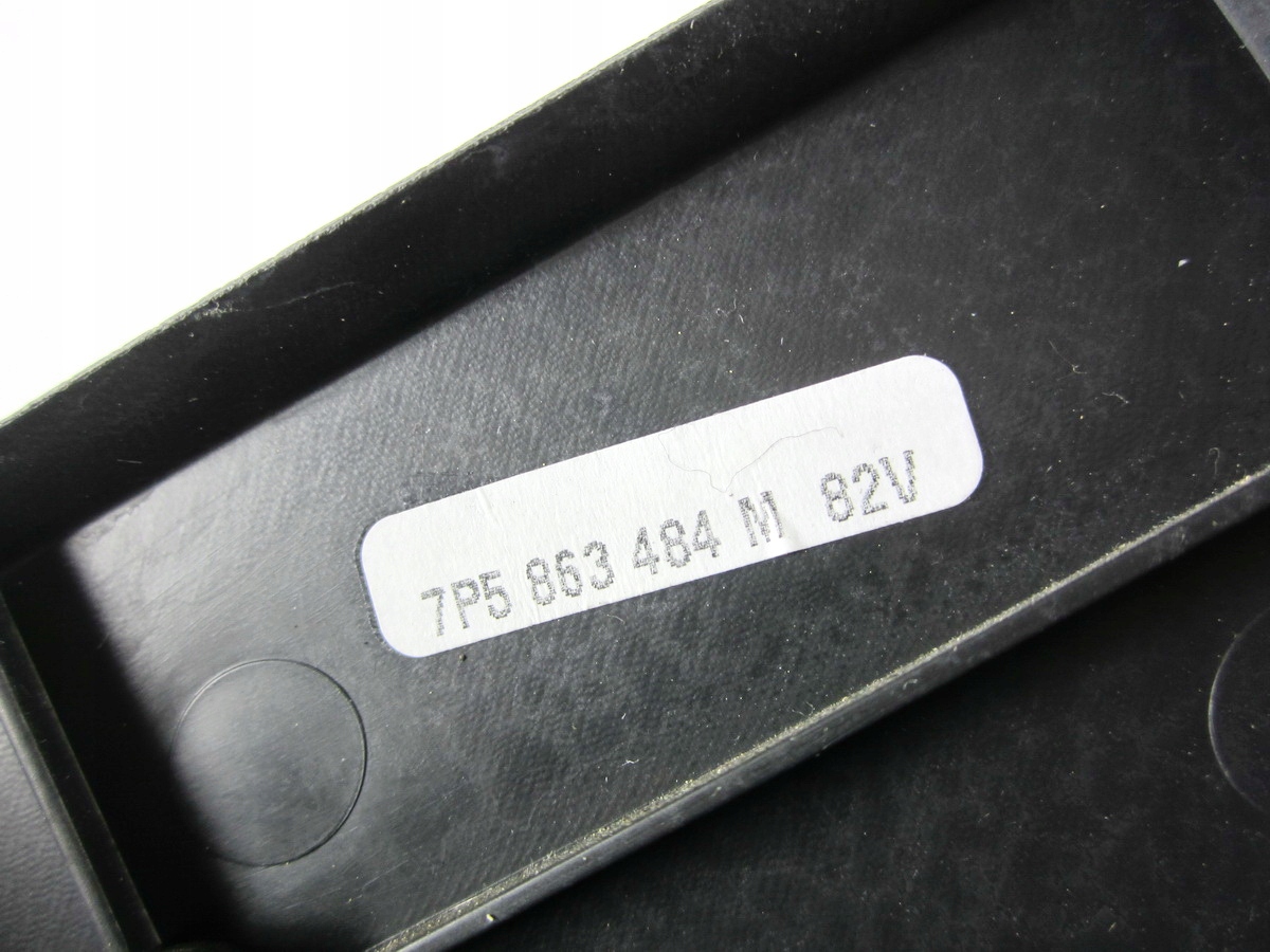 cap moulding of the threshold front front right Porsche Cayenne S II 958 7P5 92A