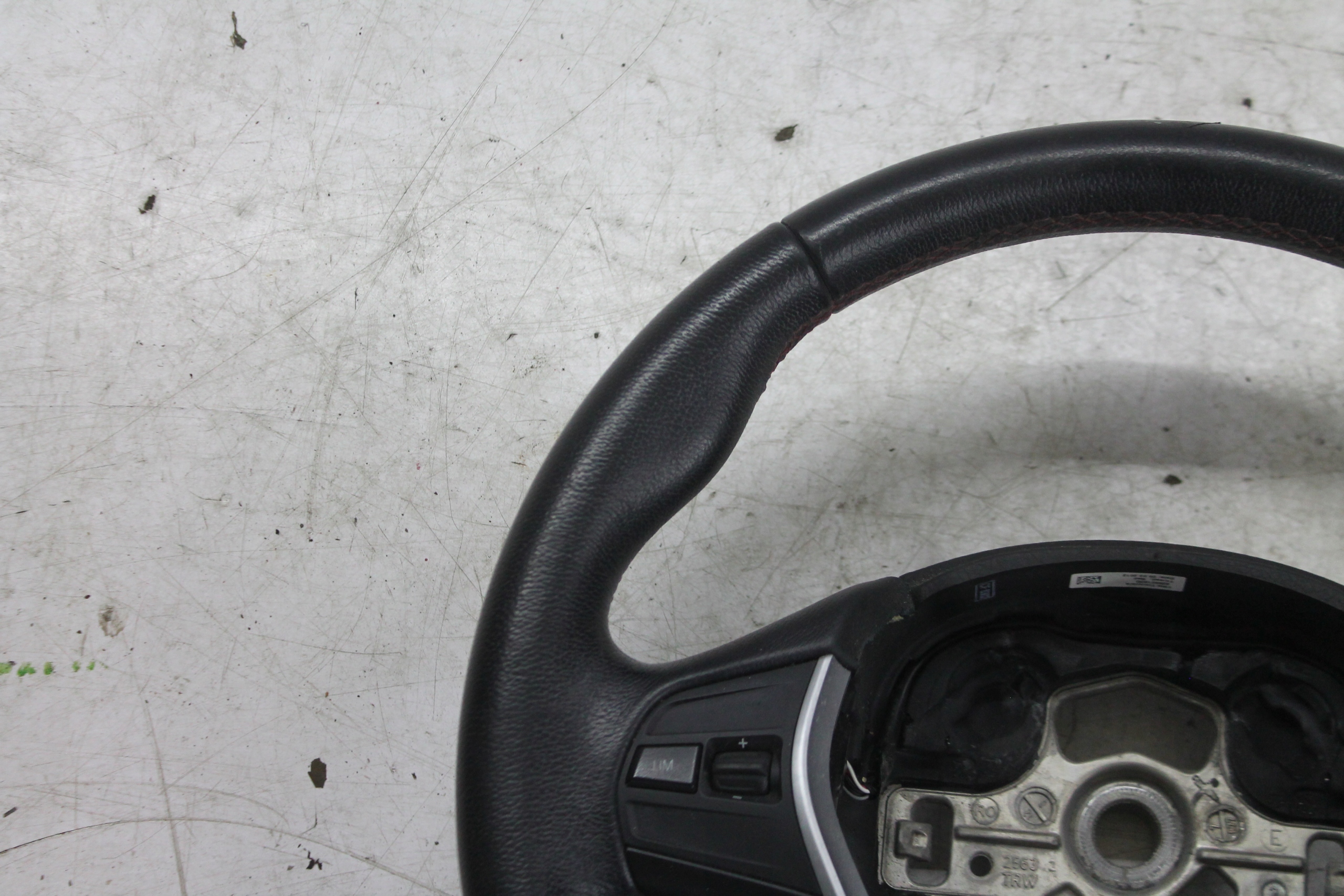 KIEROWICA leather MULTI BMW SERIA 1 F20 11-19