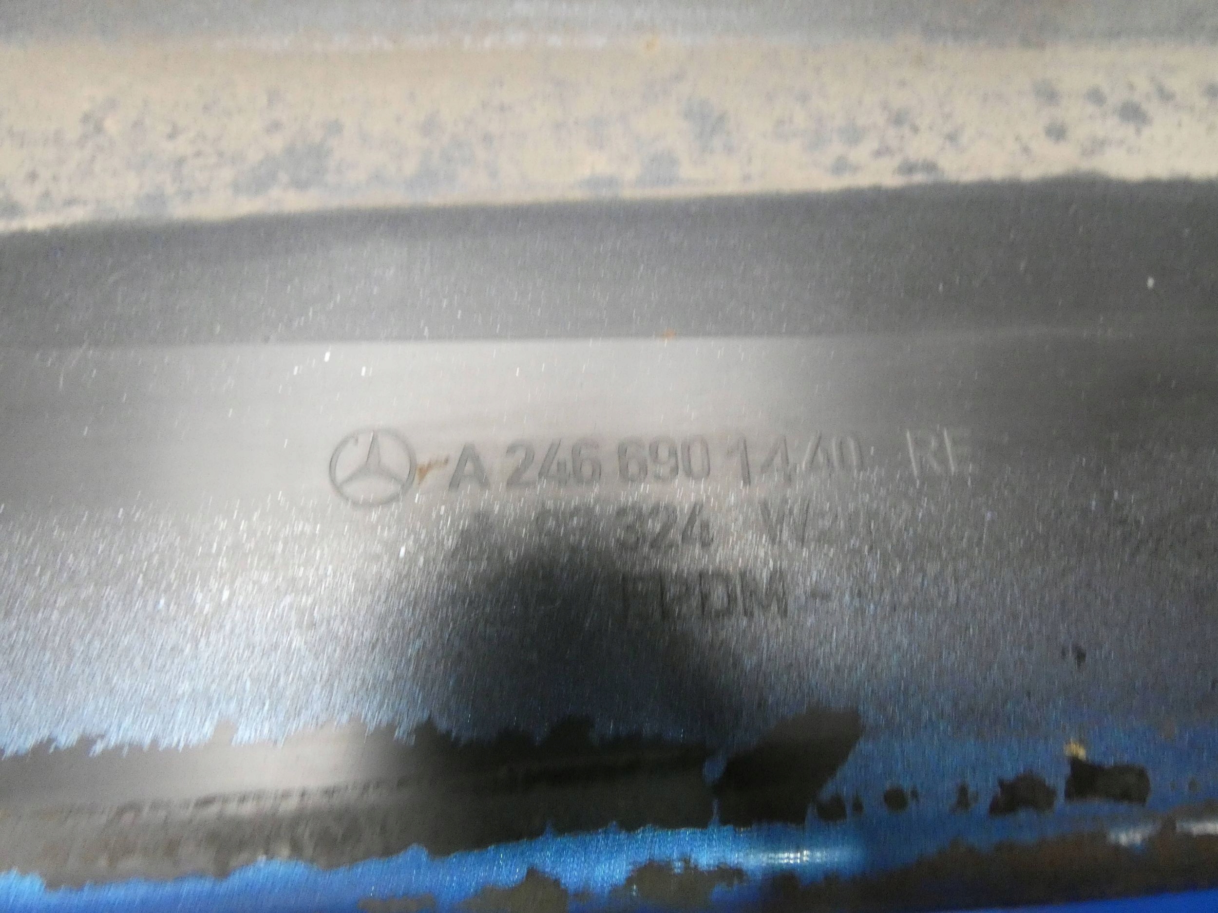 MERCEDES A KLASA W176 moulding threshold right exterior cap
