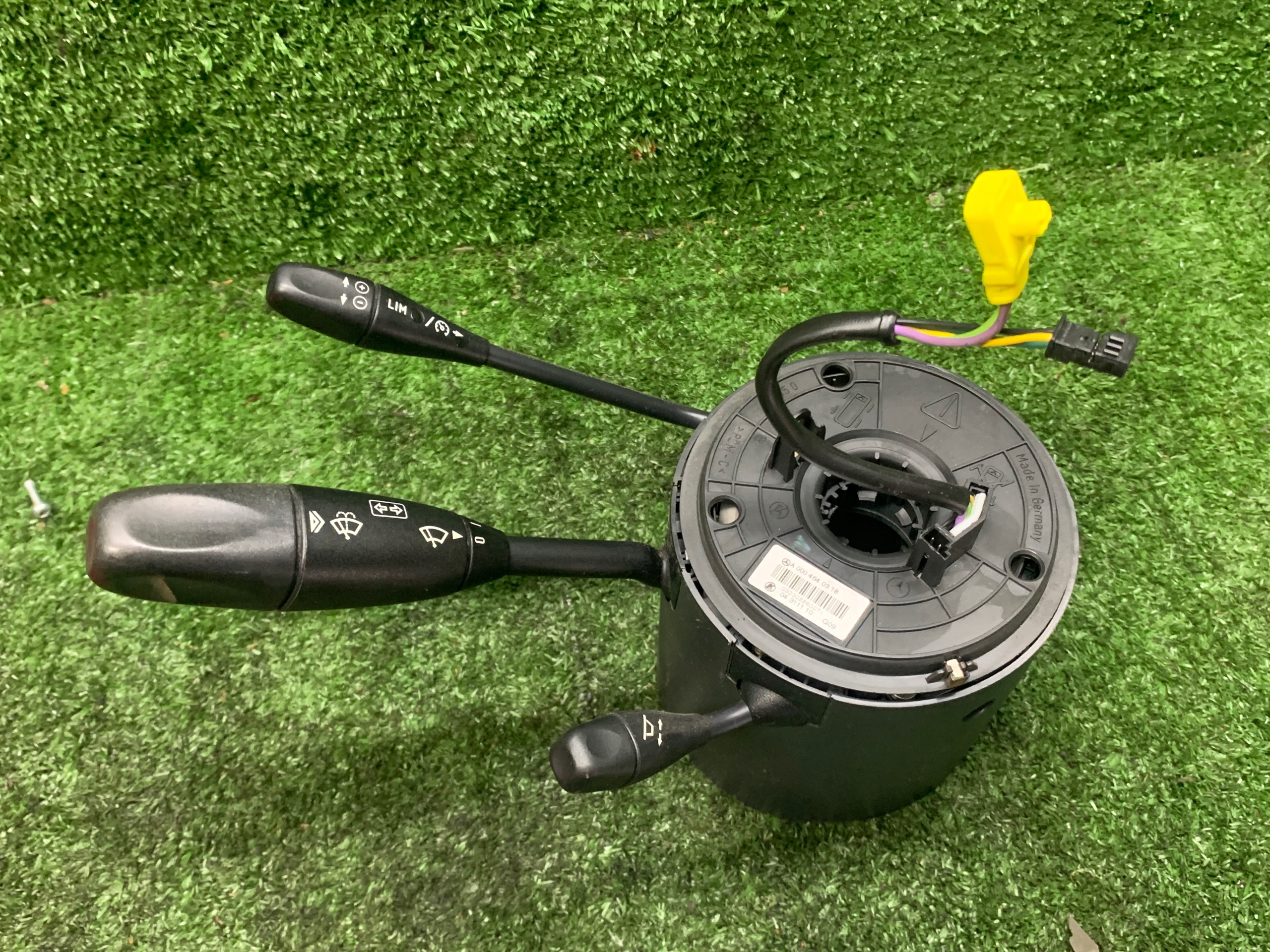 Mercedes W215 W220 taśma przełącznik zespolony pod kierownicę A0004640318
