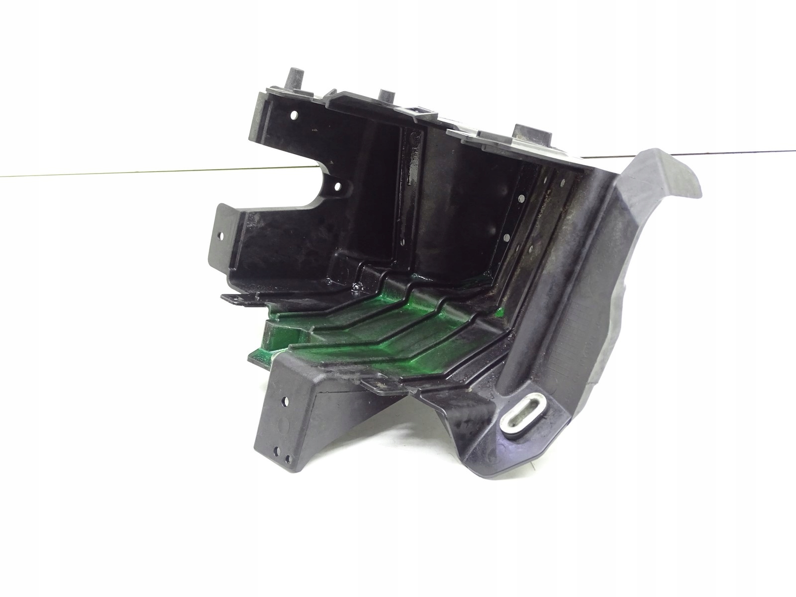 OBUDOWA PODSTAWA JEEP GRAND CHEROKEE WK2 68141842AA