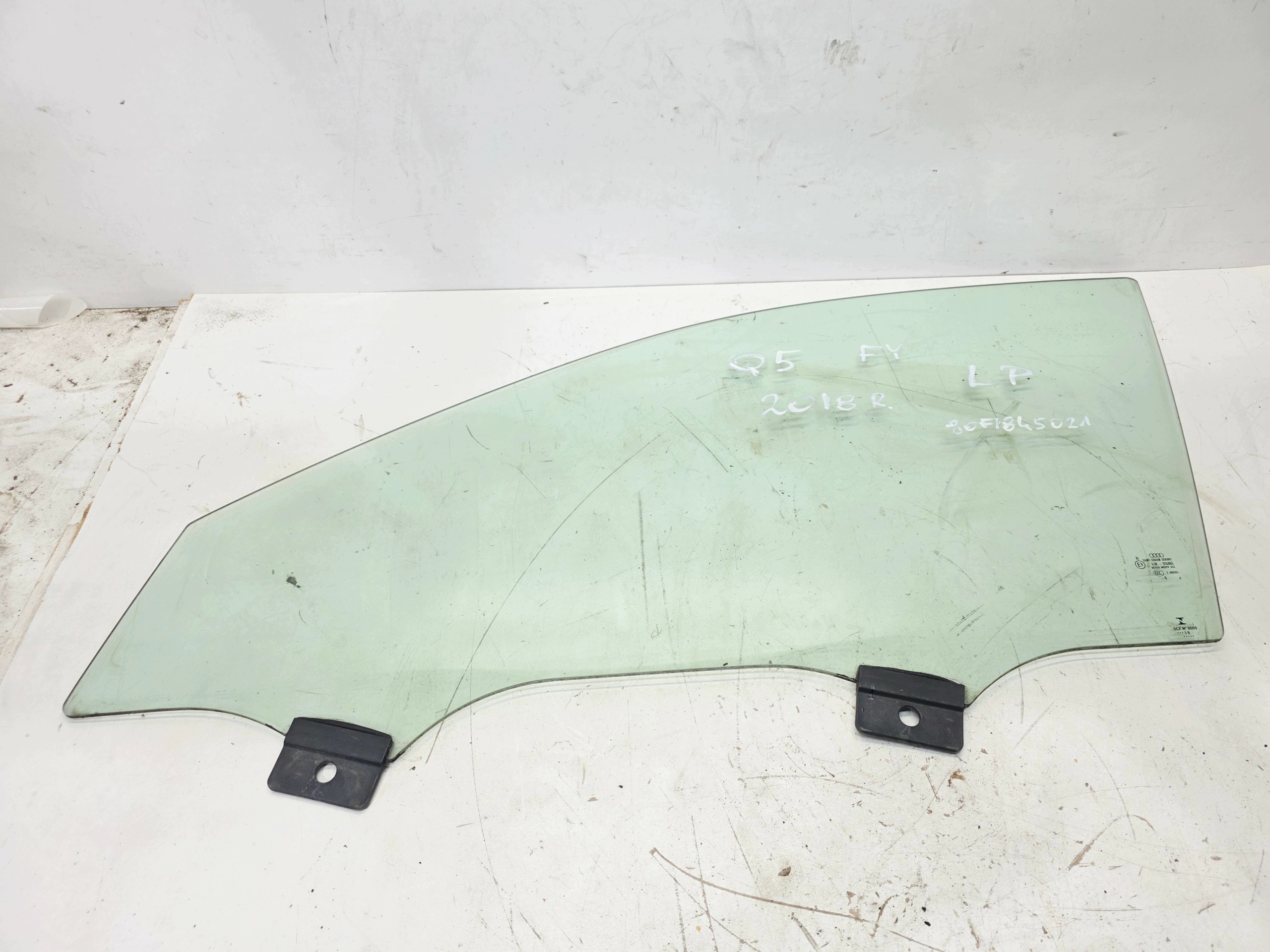 window side door left front AUDI Q5 FY 80A845021 2018R double