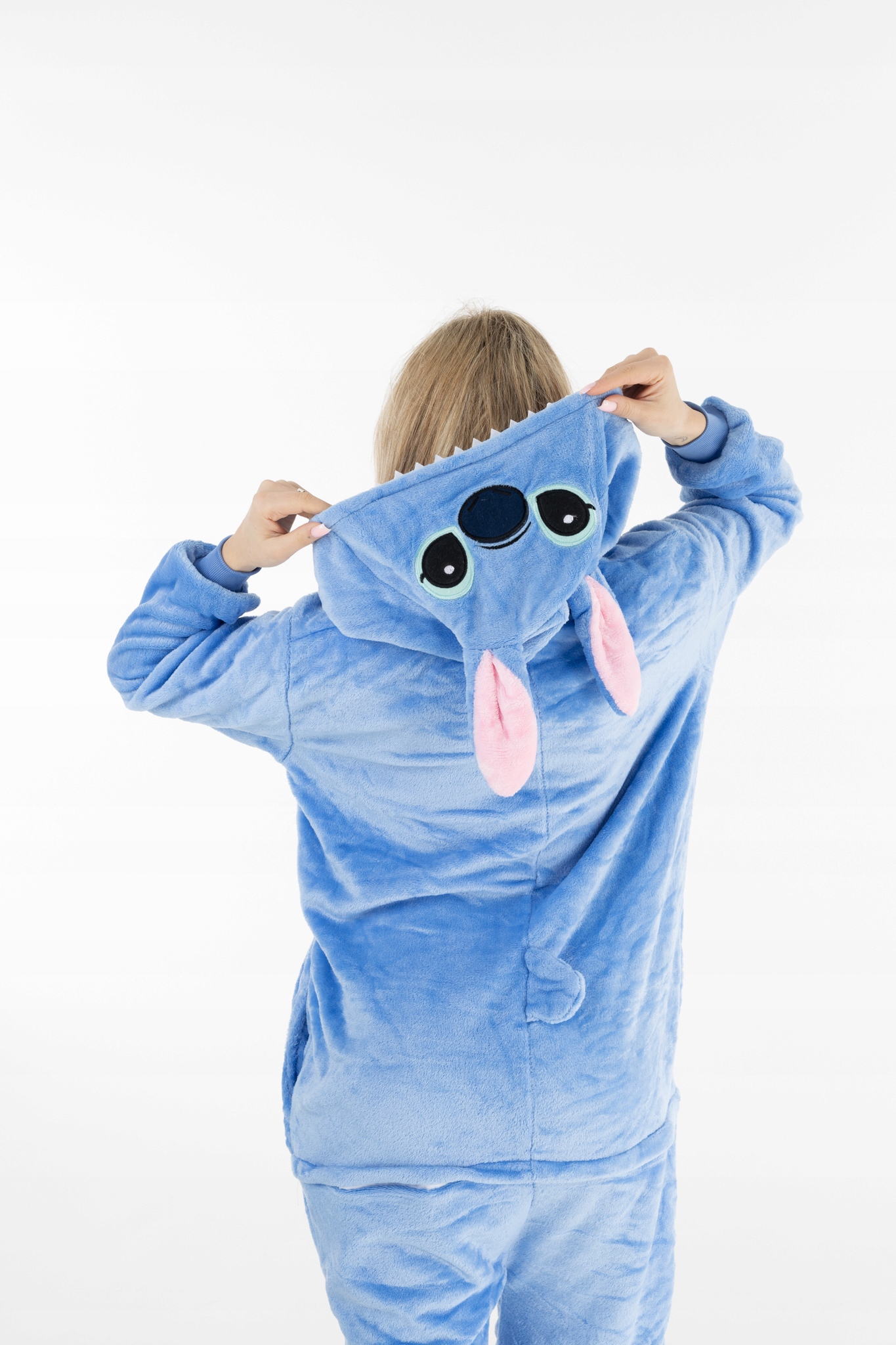 ONESIE KOMBINEZON PIŻAMA DAMSKA DRES STICH rozm. M Kolor niebieski