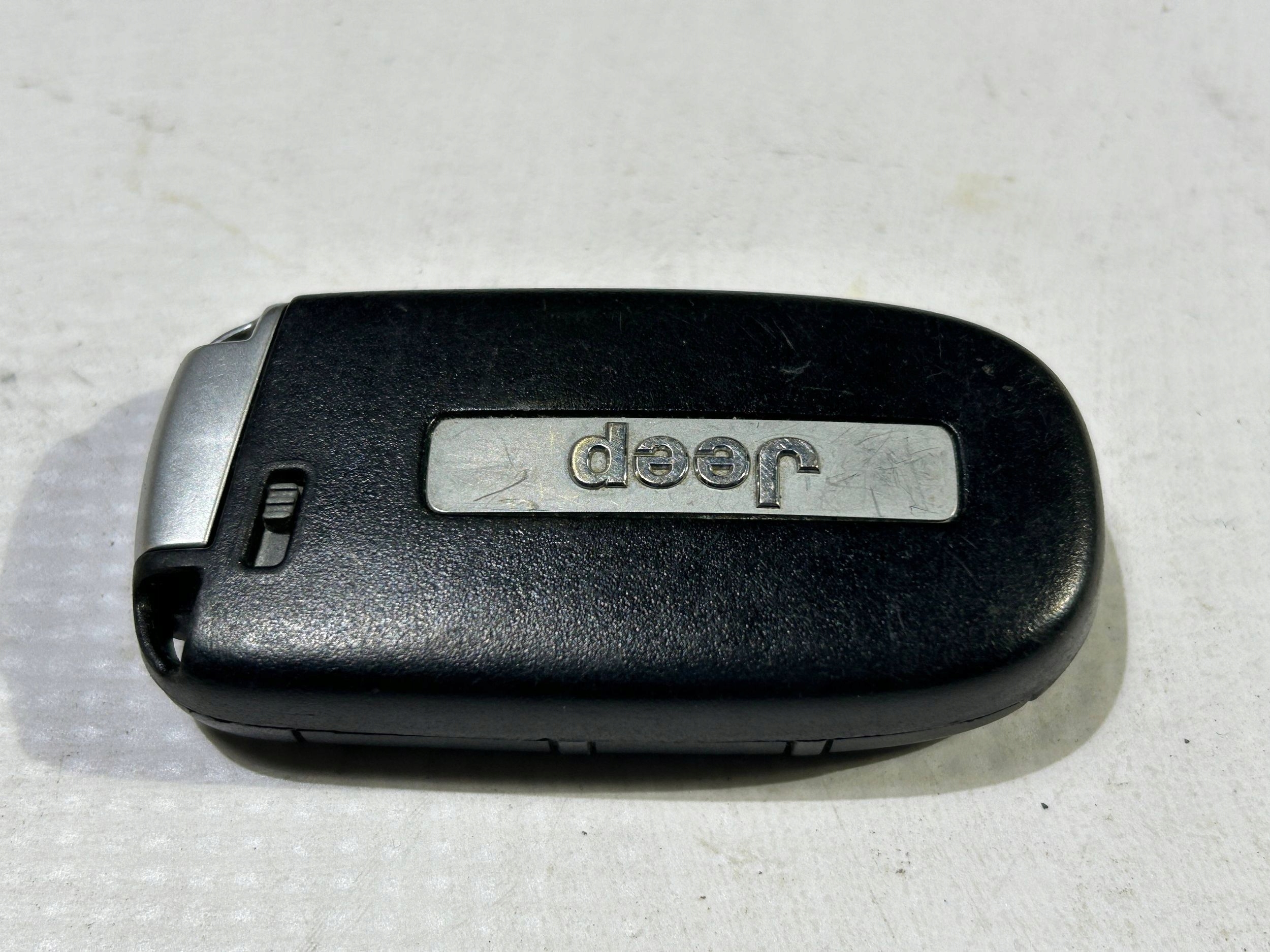key pilot zdalne odpalanie Jeep Grand Cherokee 2014r