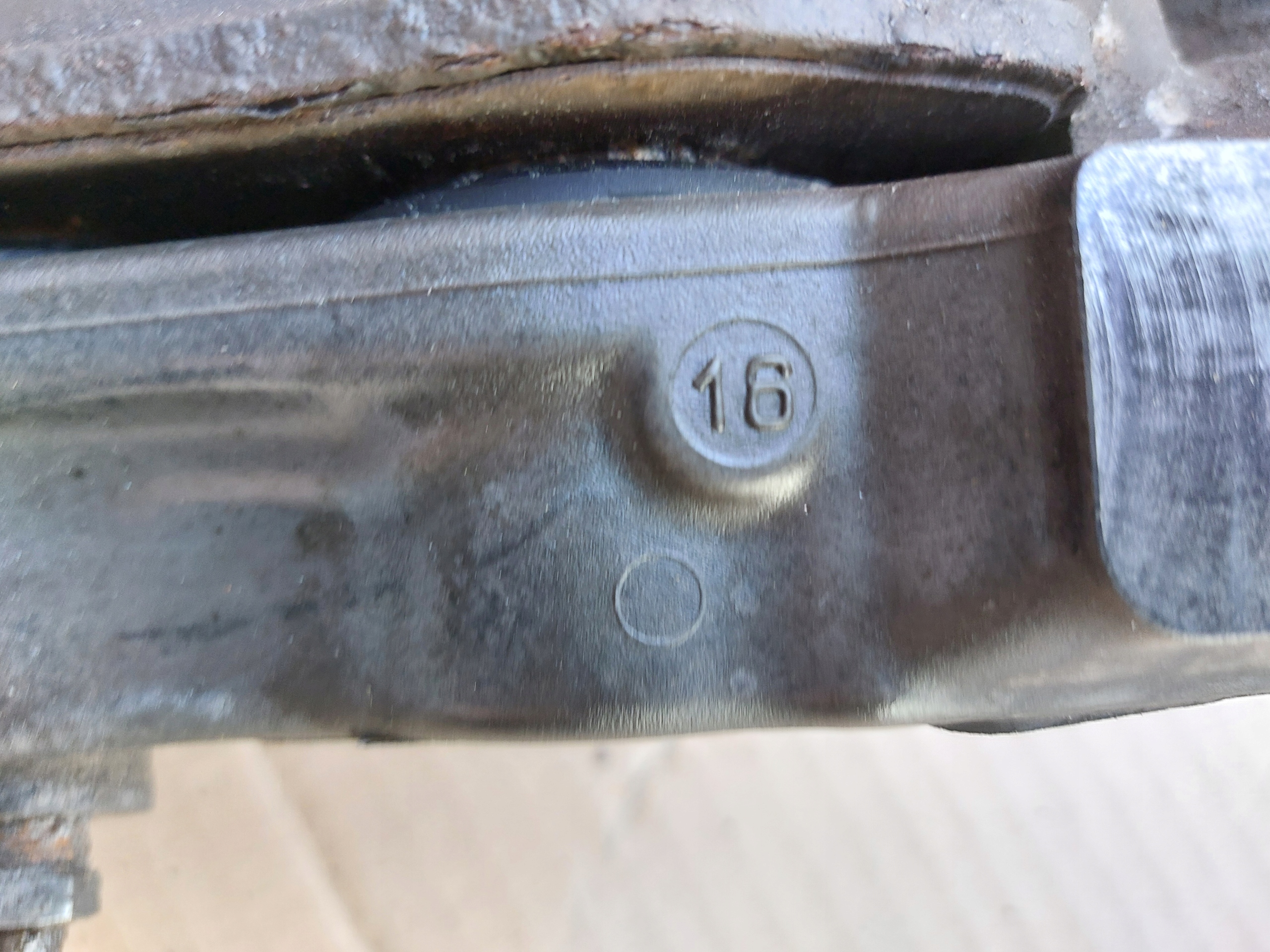 ASTON MARTIN VANTAGE 17r 4.7 V8 caliper brake front right 20A52404