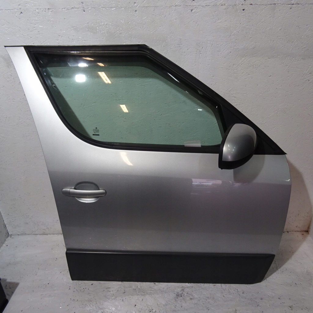 SKODA ROOMSTER door front right 9156