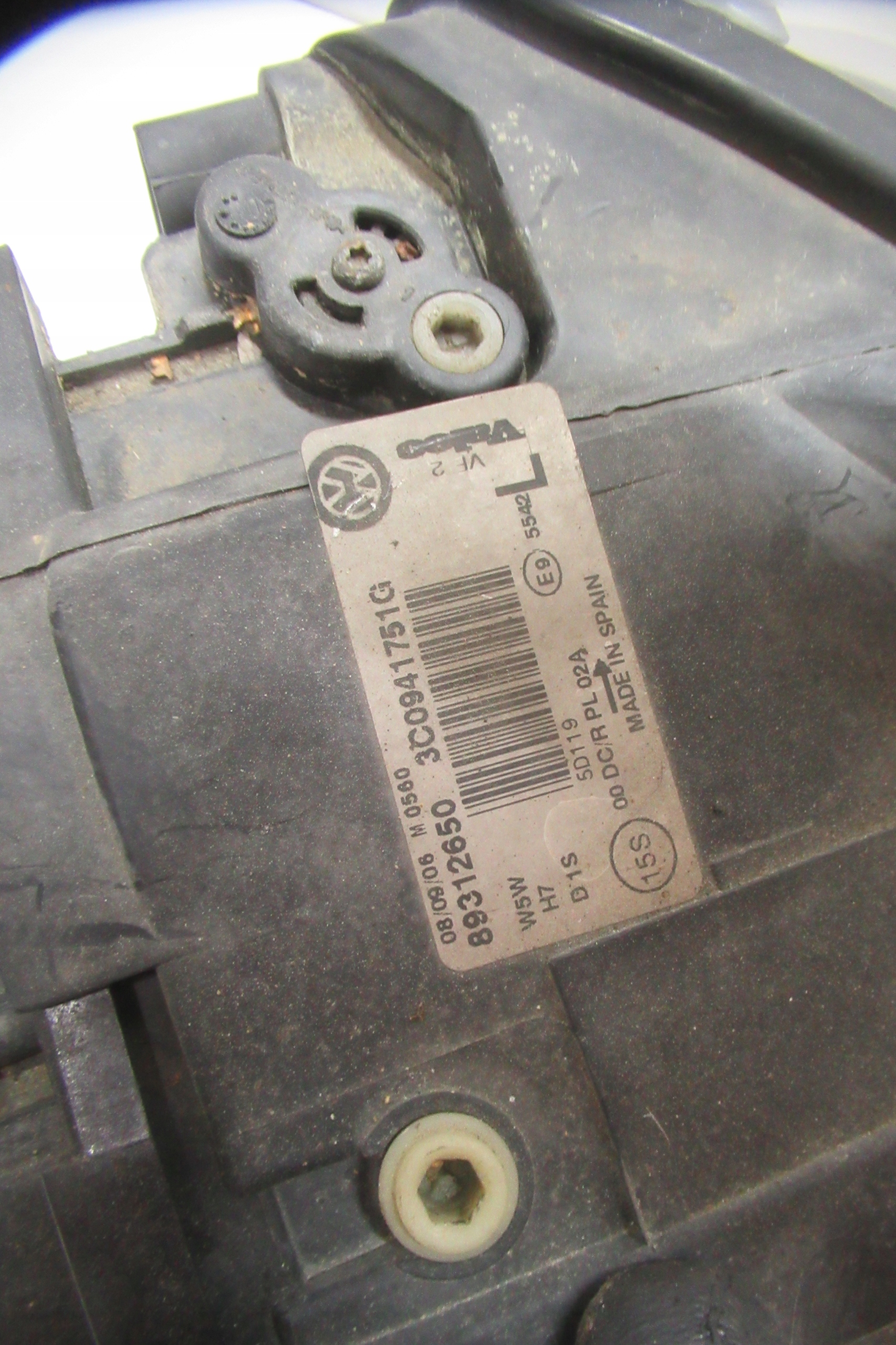 VW PASSAT B6 06R light left front XENON 3C0941751G