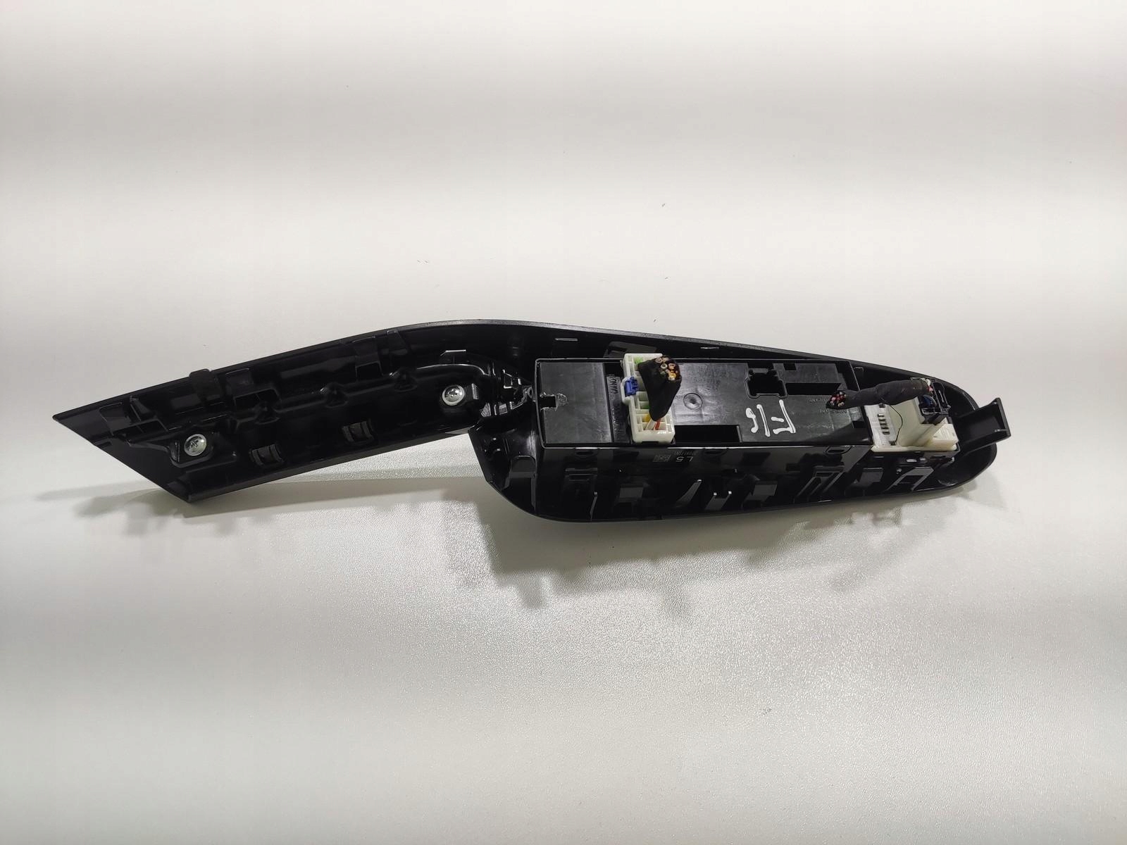 PANEL window control switch left front NISSAN JUKE II F16 2019-2024