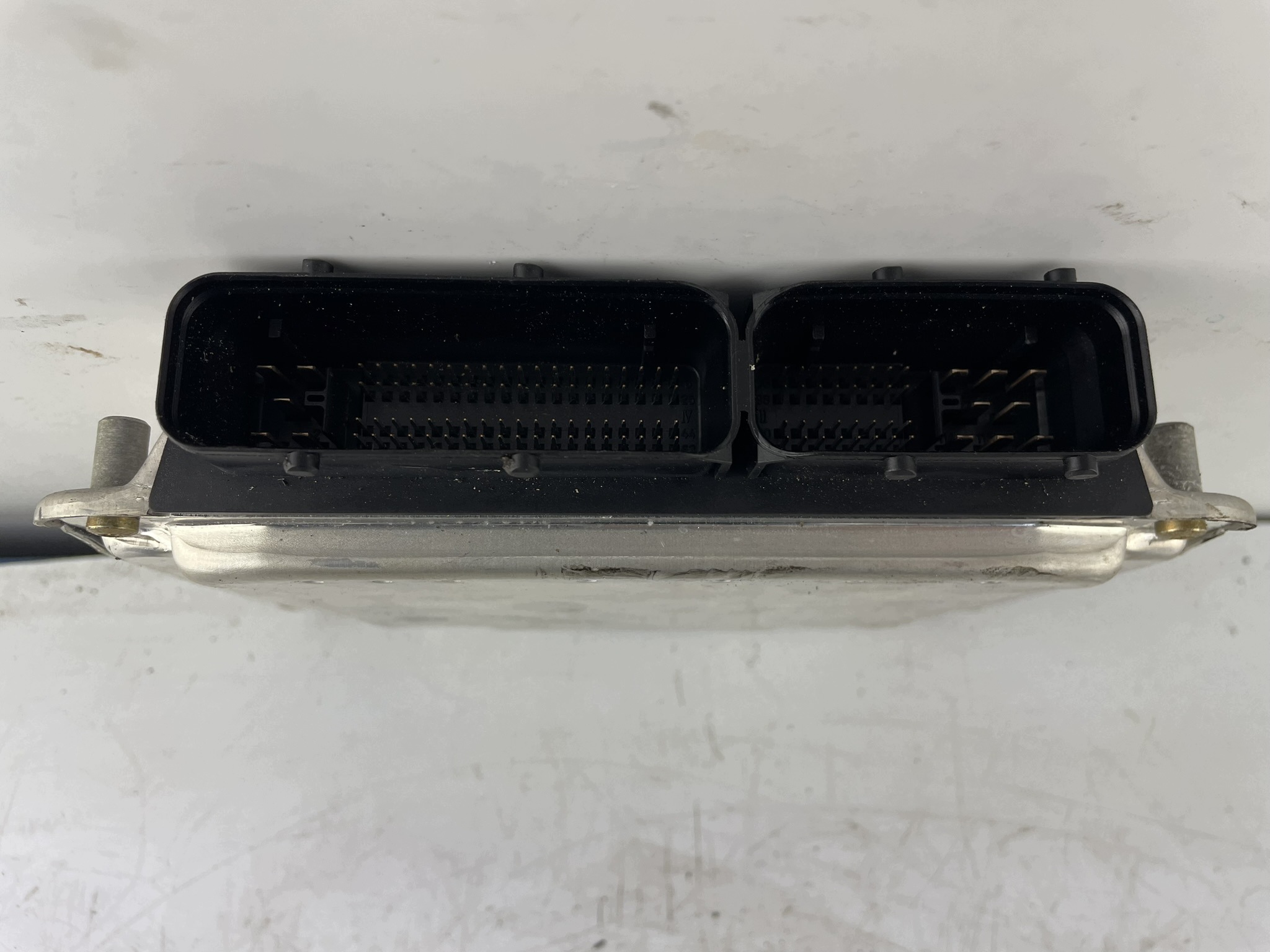 unité de commande électronique uce moteur 038906019EJ VW Passat B5 1.9 TDI AVB