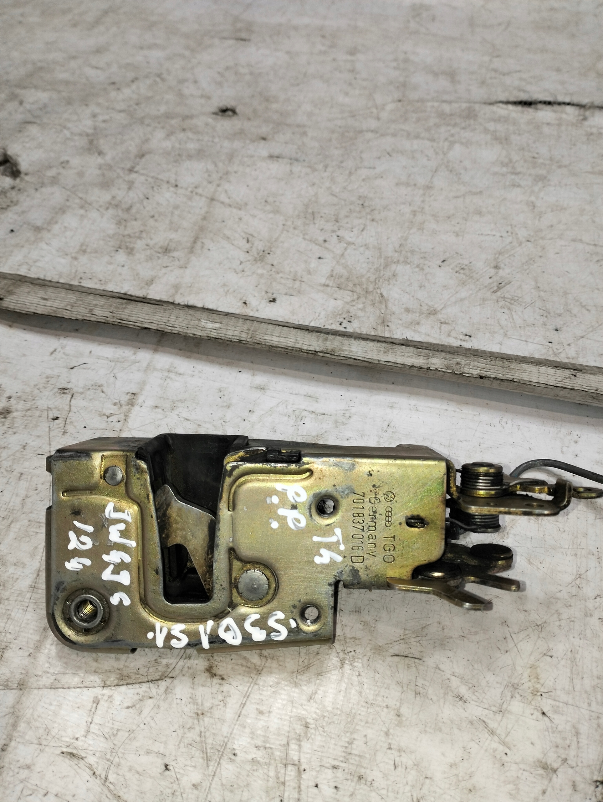 lock door front right VOLKSWAGEN TRANSPORTER T4 90-03