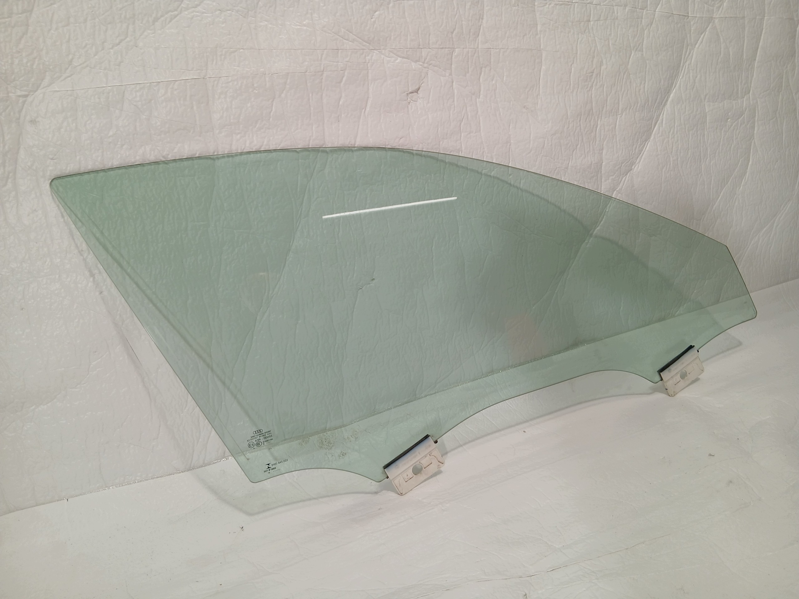 AUDI A4 B9 LIFT window PODWOJNA side right front 8W0845022