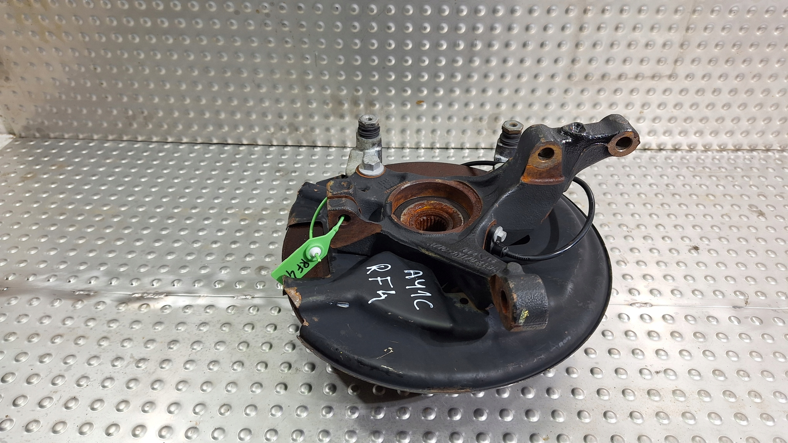 swing right front AY1C-3K170-BA FORD FIESTA MK7 LIFT B-MAX
