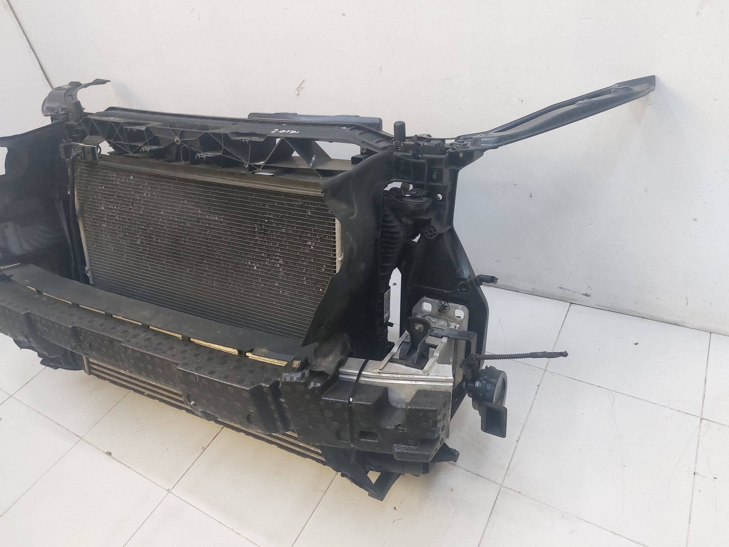 AUDI Q3 8U 11-14r 2.0 TDI support panel for radiators radiator fans sider