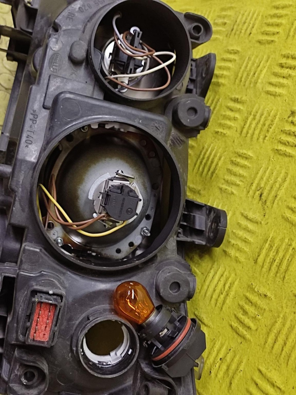 SAAB 9-3 II REFLEKTOR light right front