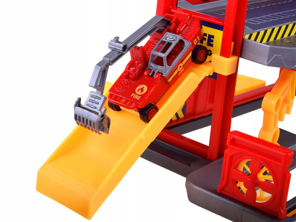 Garaż parking piętrowy walizka straż remiza ZA4360 Wiek dziecka 3 lata +
