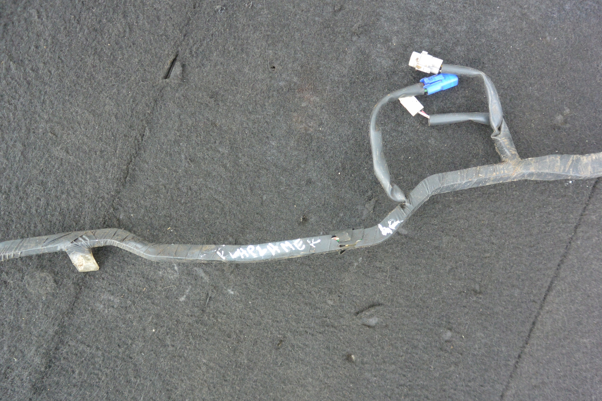 CÂBLAGE CÂBLAGE DE LA SERRURE DU CAPOT TOYOTA 4RUNNER II