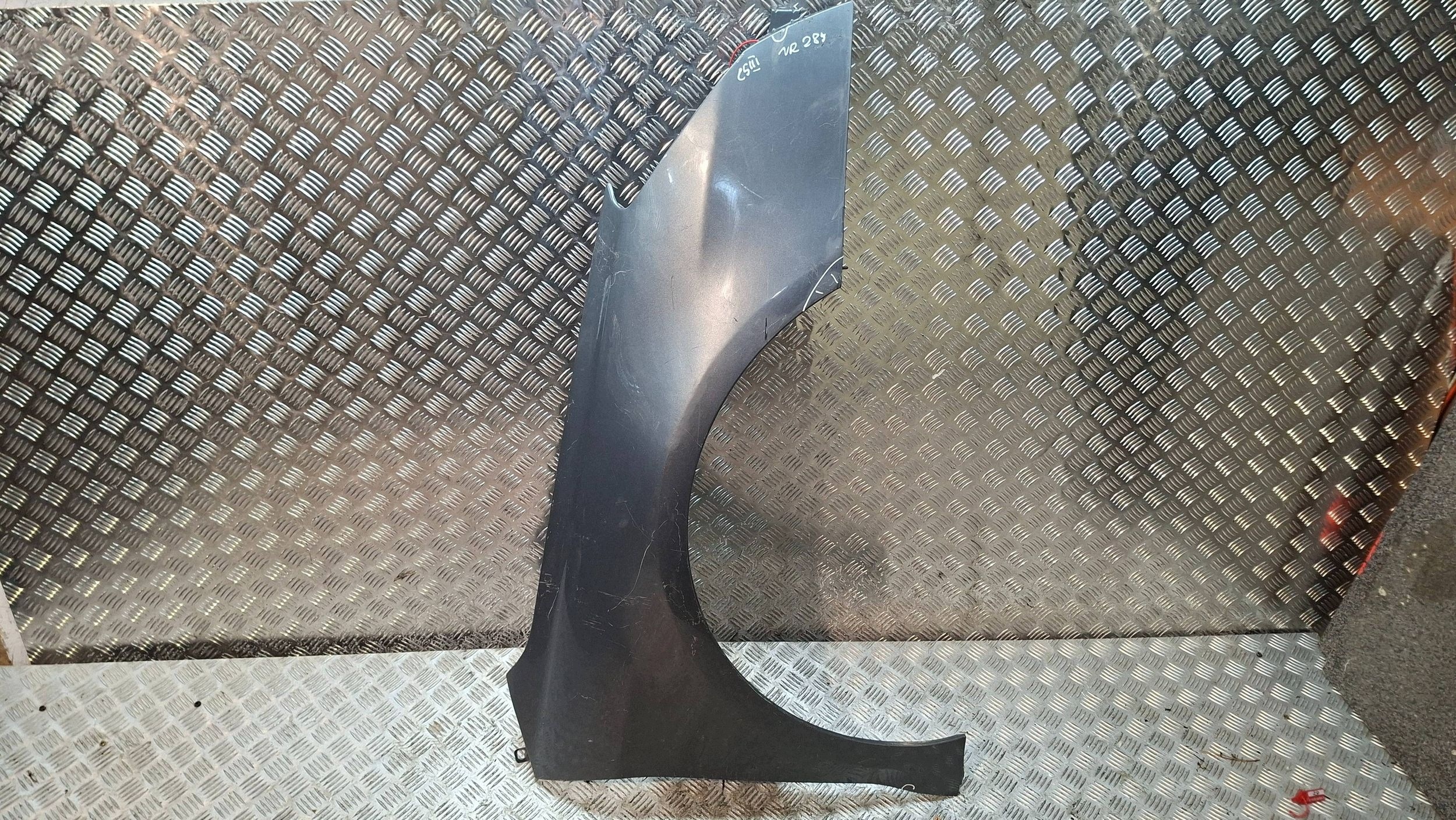 fender front right CITROEN C5 III 2007