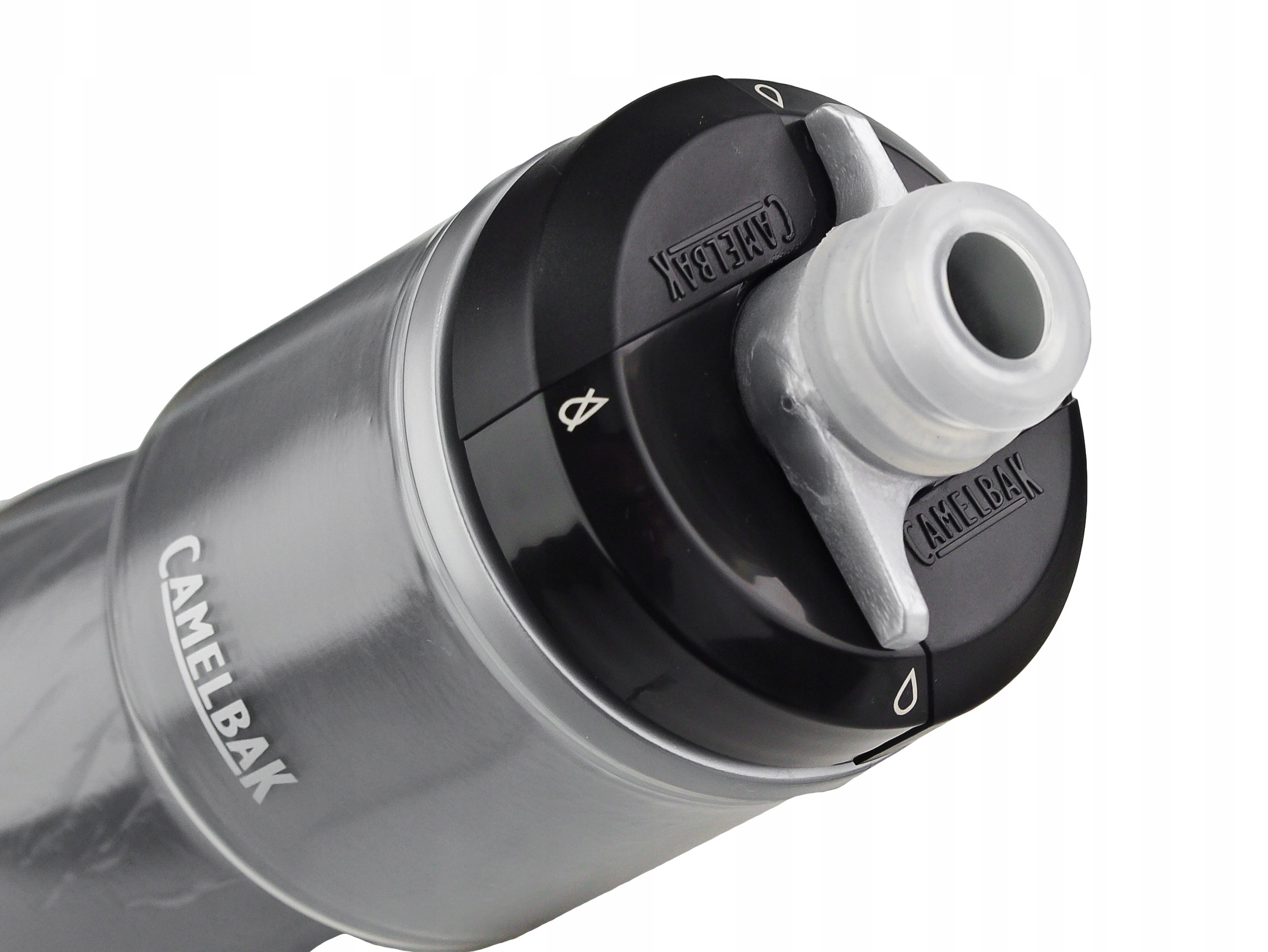 BIDON ROWEROWY CAMELBAK PODIUM CHILL BLACK IZOLACJA TERMICZNY 710 ml Kod producenta C1873/001071/UNI