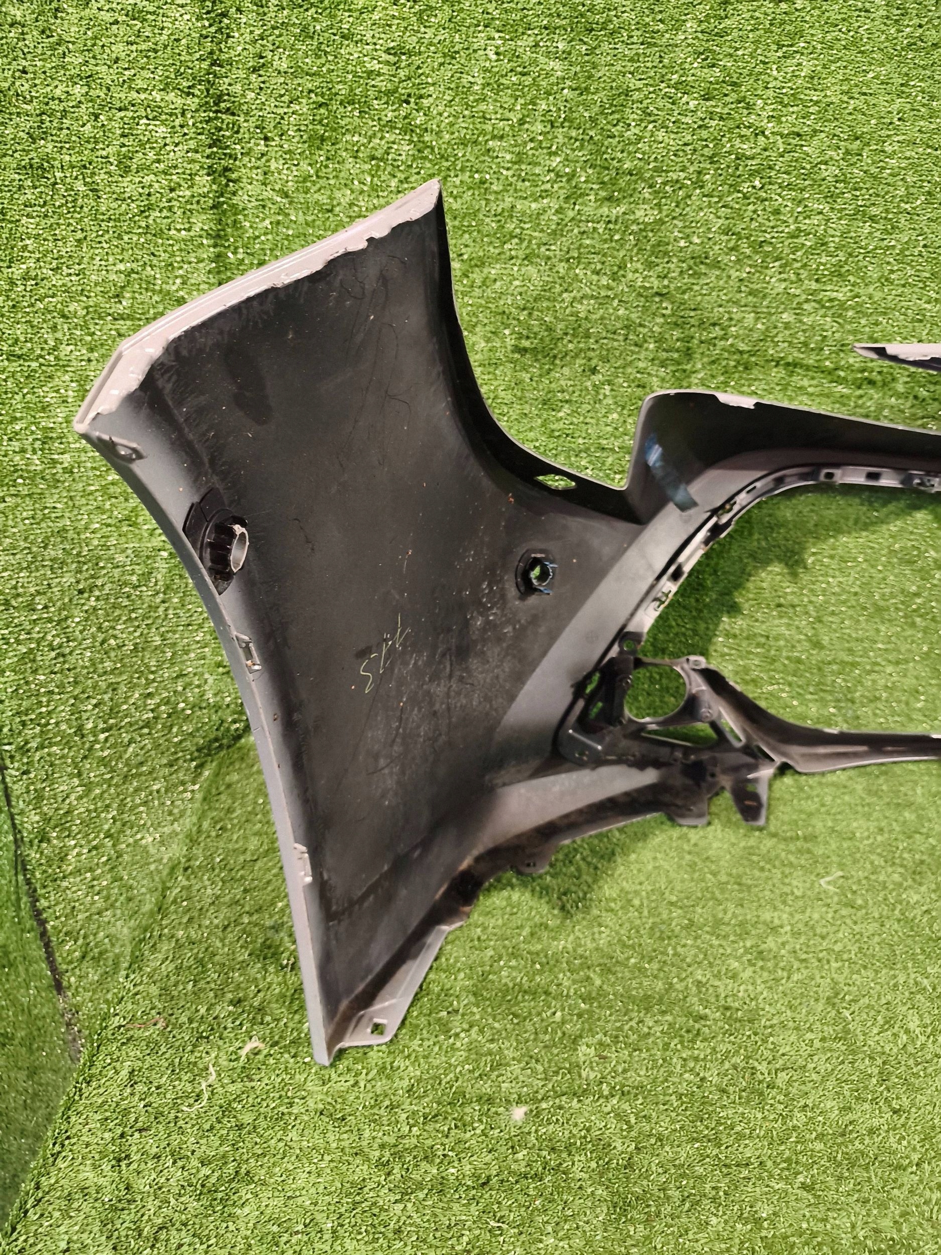 front bumper front TOYOTA COROLLA E21 HB KOMBI NR.Z9061
