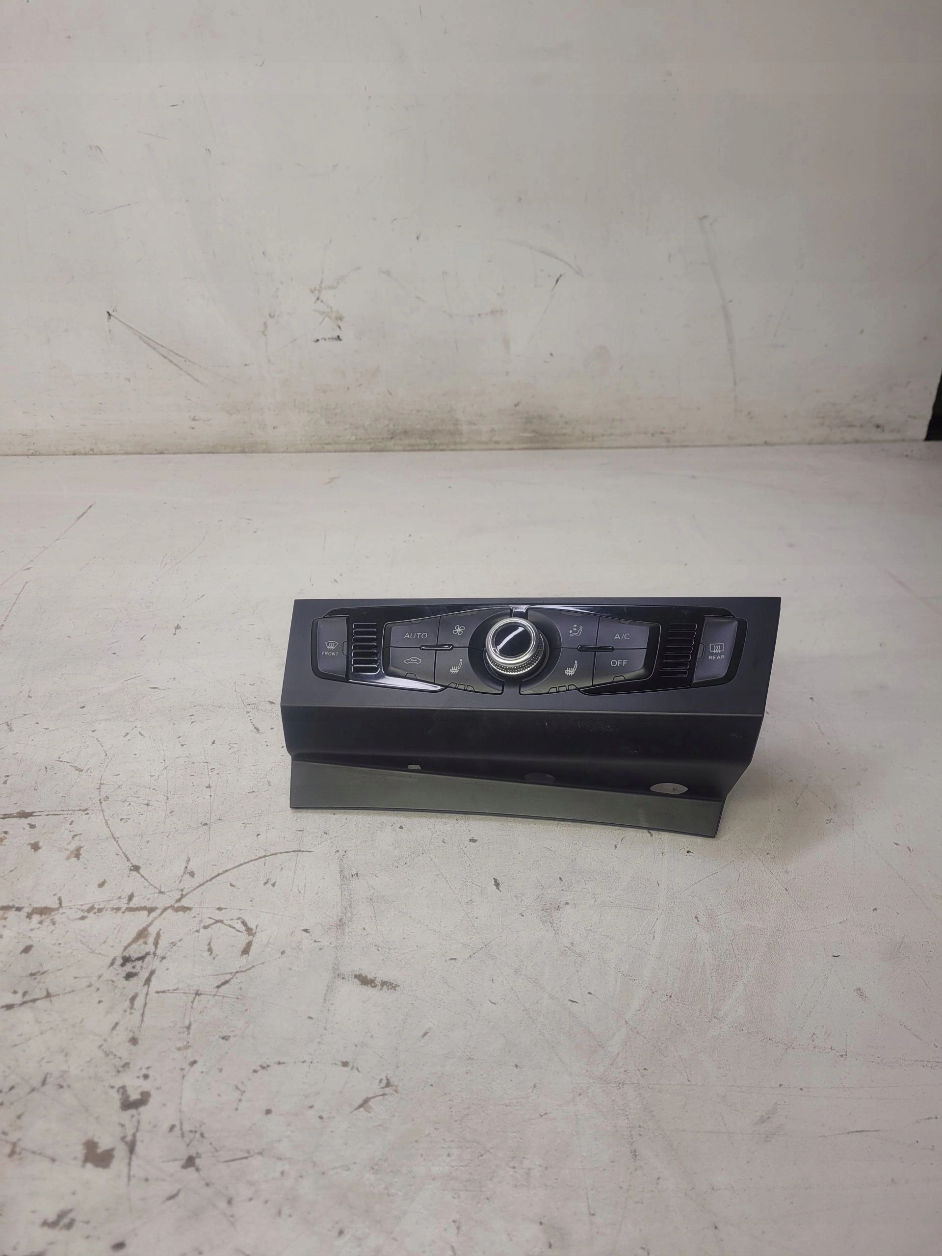PANEL KLIMATRONIK AUDI A4 A5 Q5 LIFT 8K1820043AT