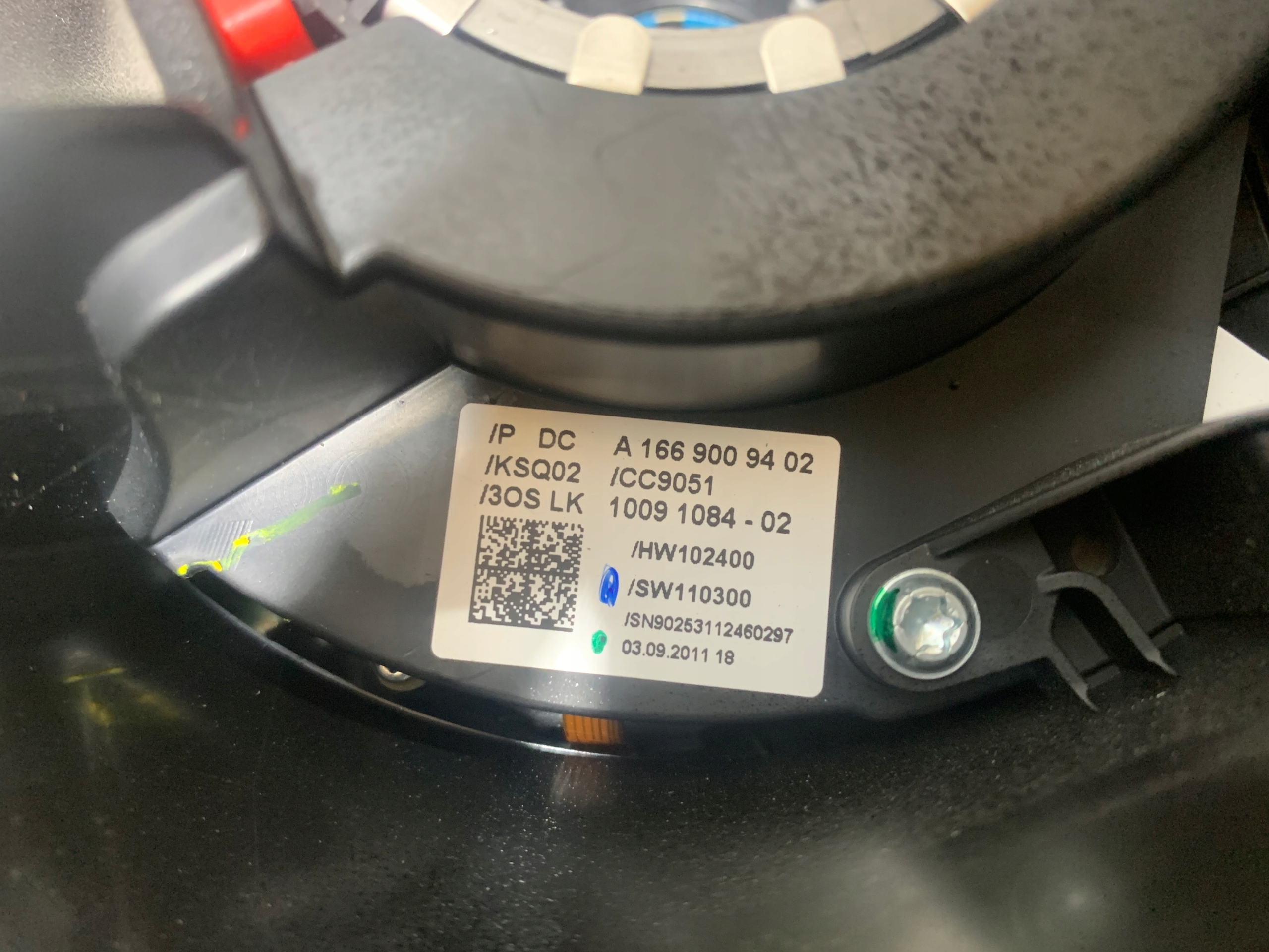 A1669009402 - Ремень безопасности Mercedes W166 1669009402