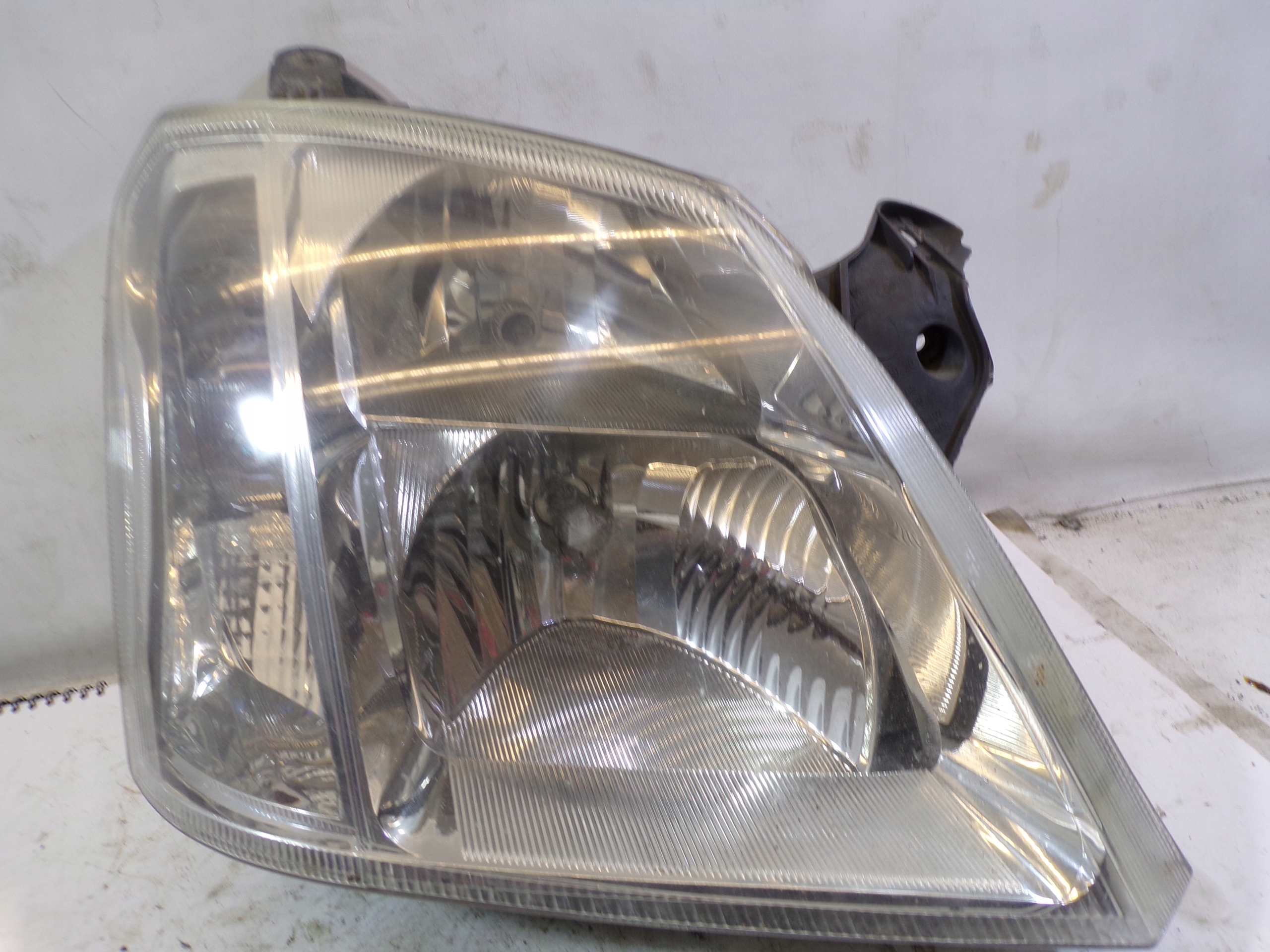 light right front OPEL MERIVA A (1) (K1)