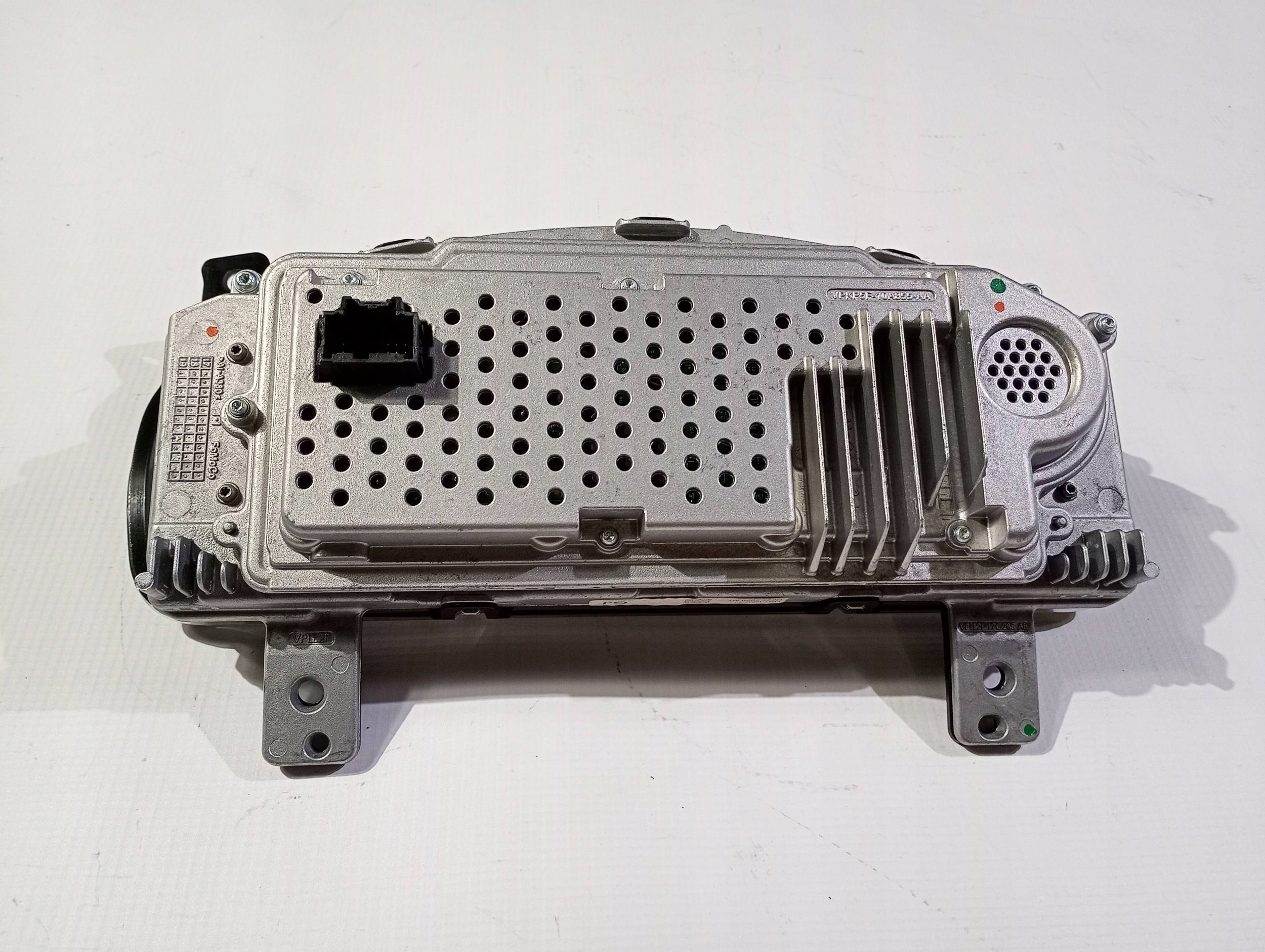 dials dials wskazniki display LCD Ford Explorer VI 3.0 ST 2020