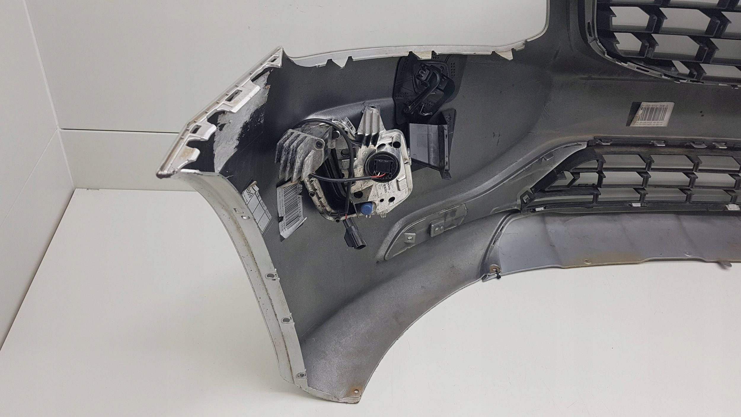 VOLVO XC60 XC 60 LIFT 2013 - bumper front 31323765